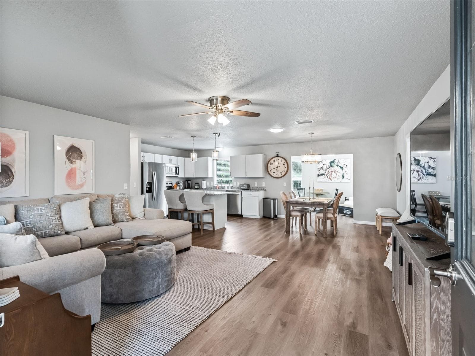 Single Family Residence at 321 SAN MARINO DR, THE VILLAGES, photo 4 of 43