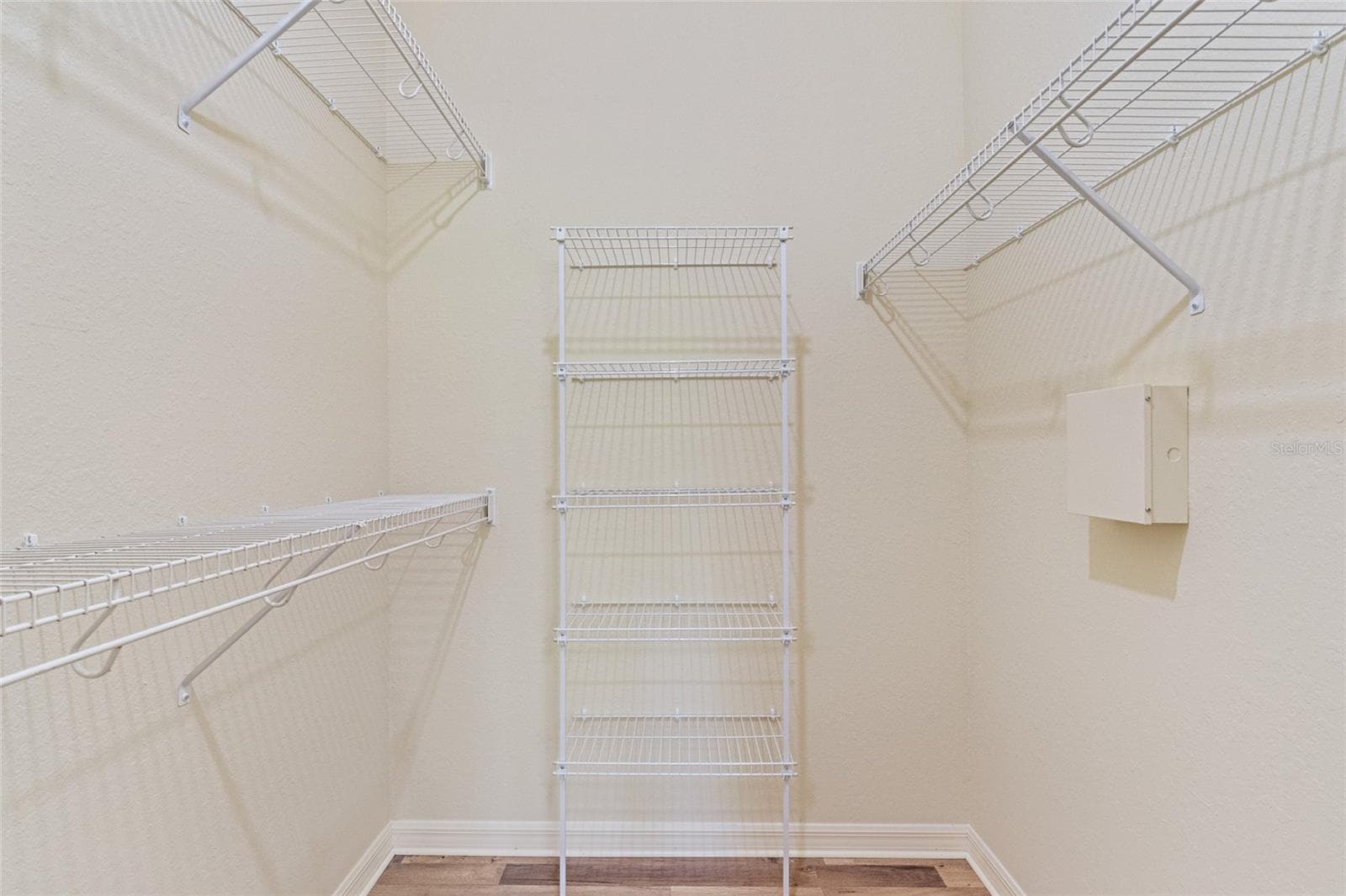 Bedroom closet - 2558 ROBERT TRENT JONES DR #1434, ORLANDO