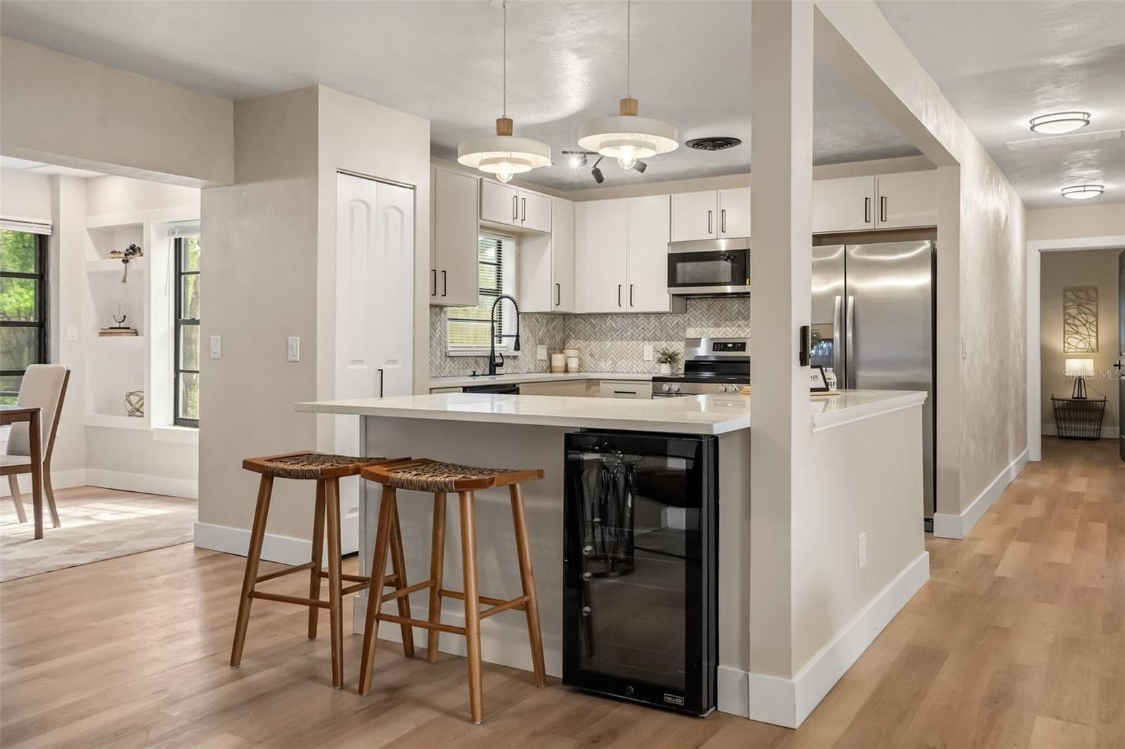 Single Family Residence at 1348 RADCLYFFE RD, ORLANDO, photo 11 of 28