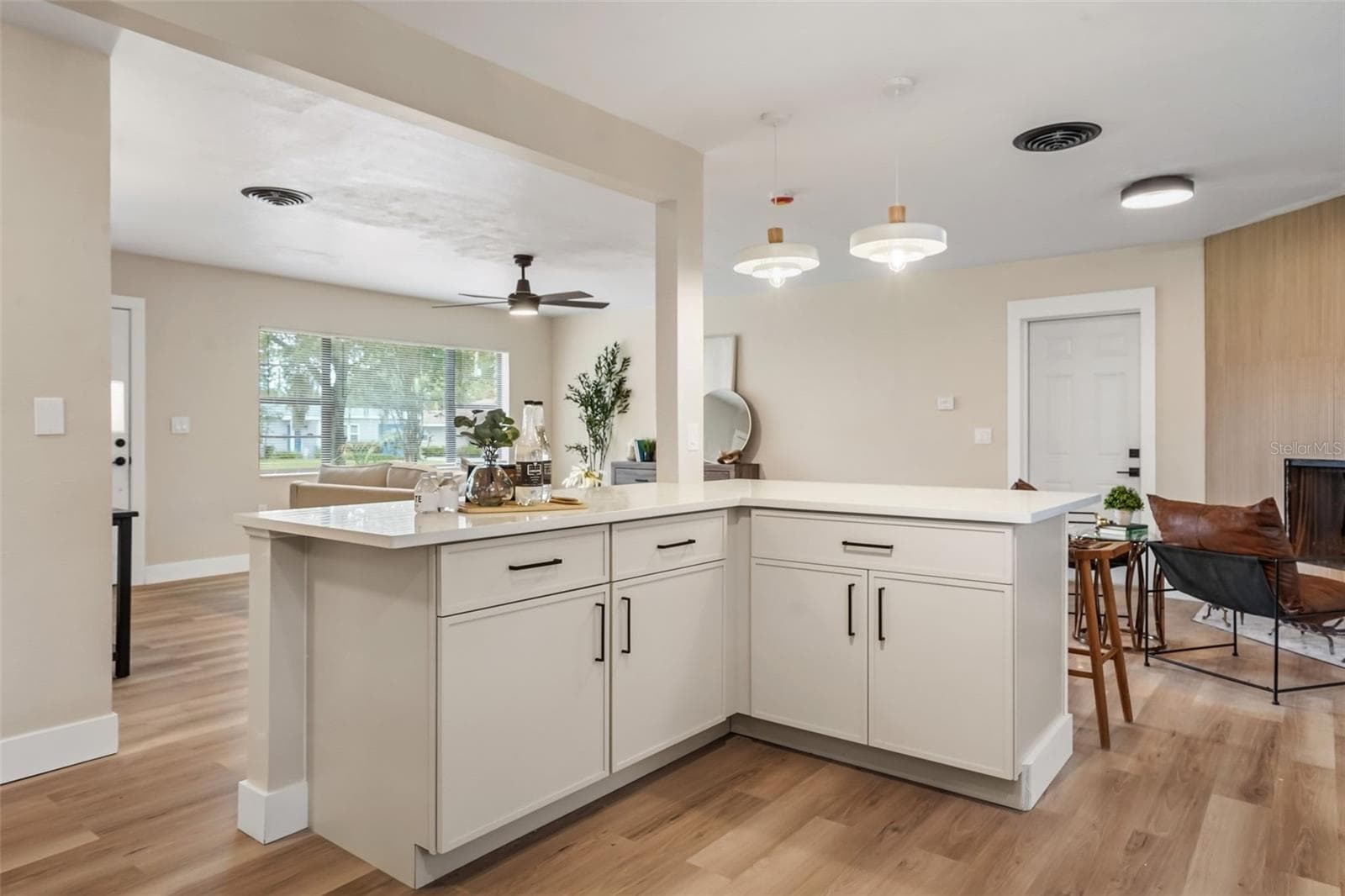 Single Family Residence at 1348 RADCLYFFE RD, ORLANDO, photo 12 of 28