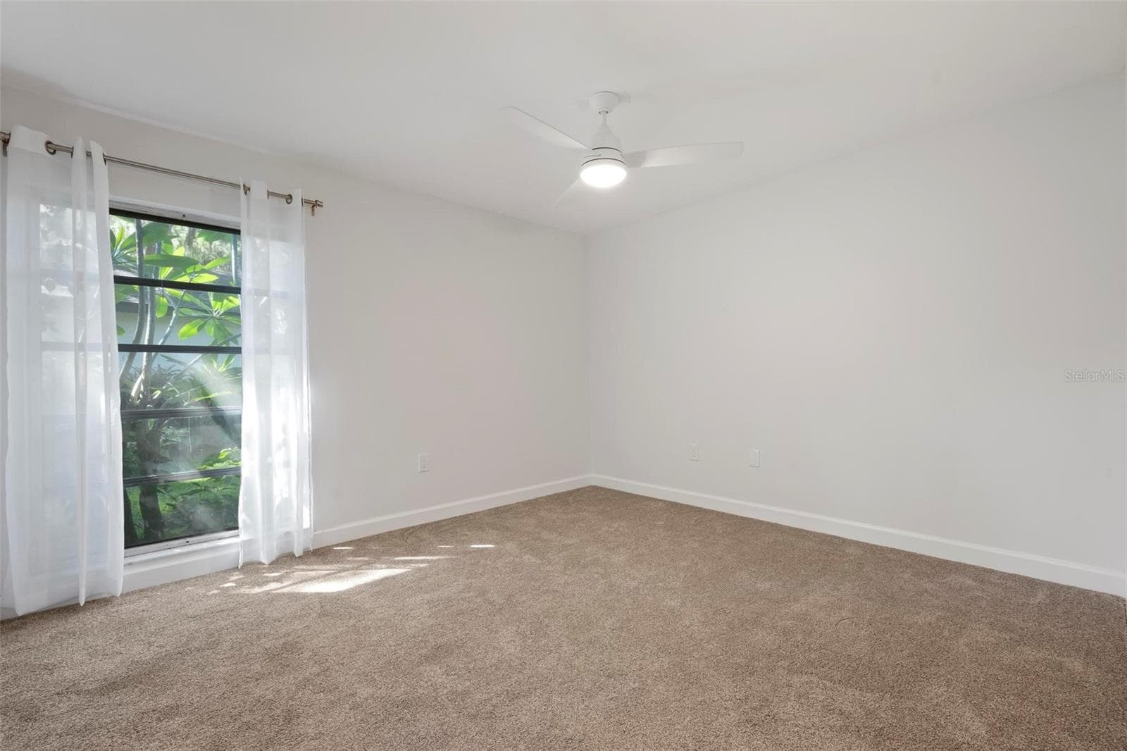 Villa at 2227 CIRCLEWOOD DR #52, SARASOTA, photo 20 of 23