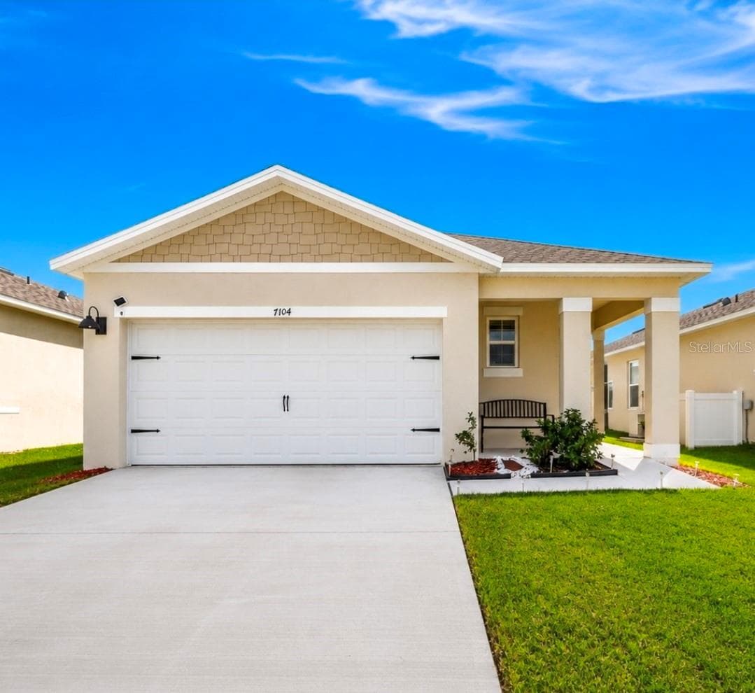 7104 CATTLE EGRET DR