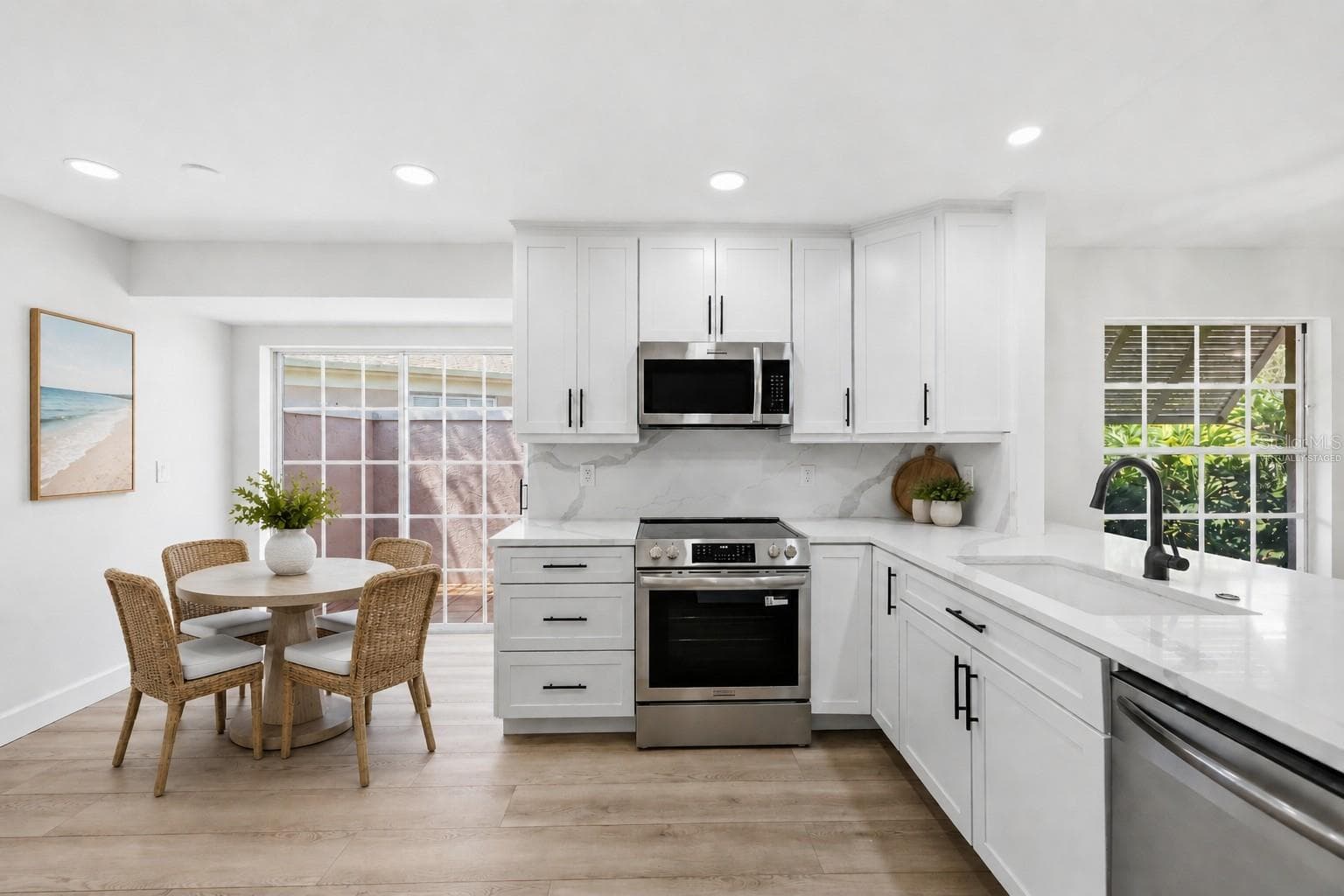Virtually Staged Kitchen - 5526 CHANTECLAIRE #31, SARASOTA