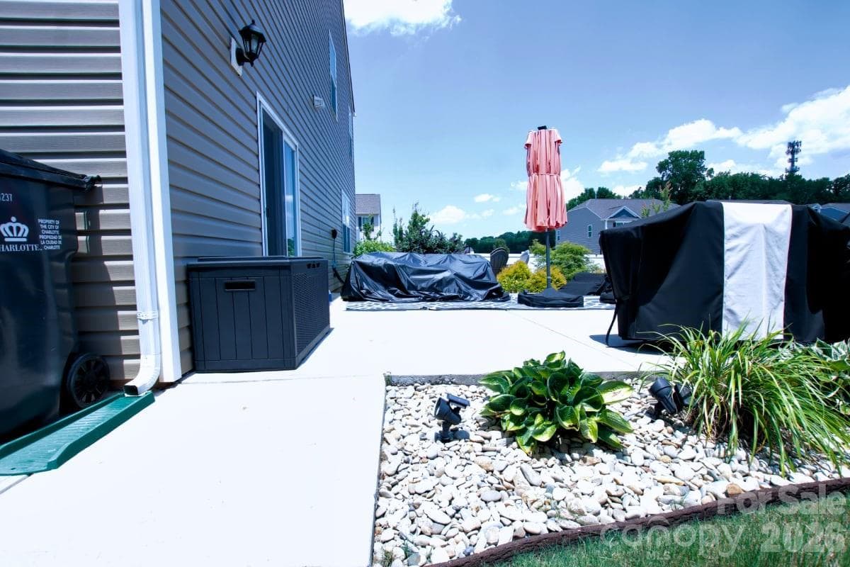 Single Family Residence at 2005 Mariah Glen Court, Charlotte, photo 35 of 36
