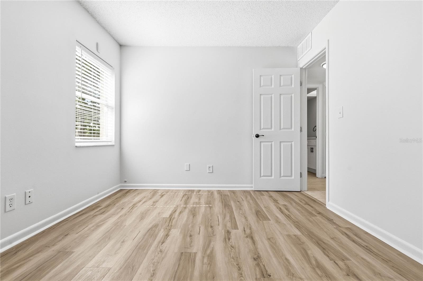Villa at 2628 CEDAR VIEW CT, CLEARWATER, photo 20 of 24
