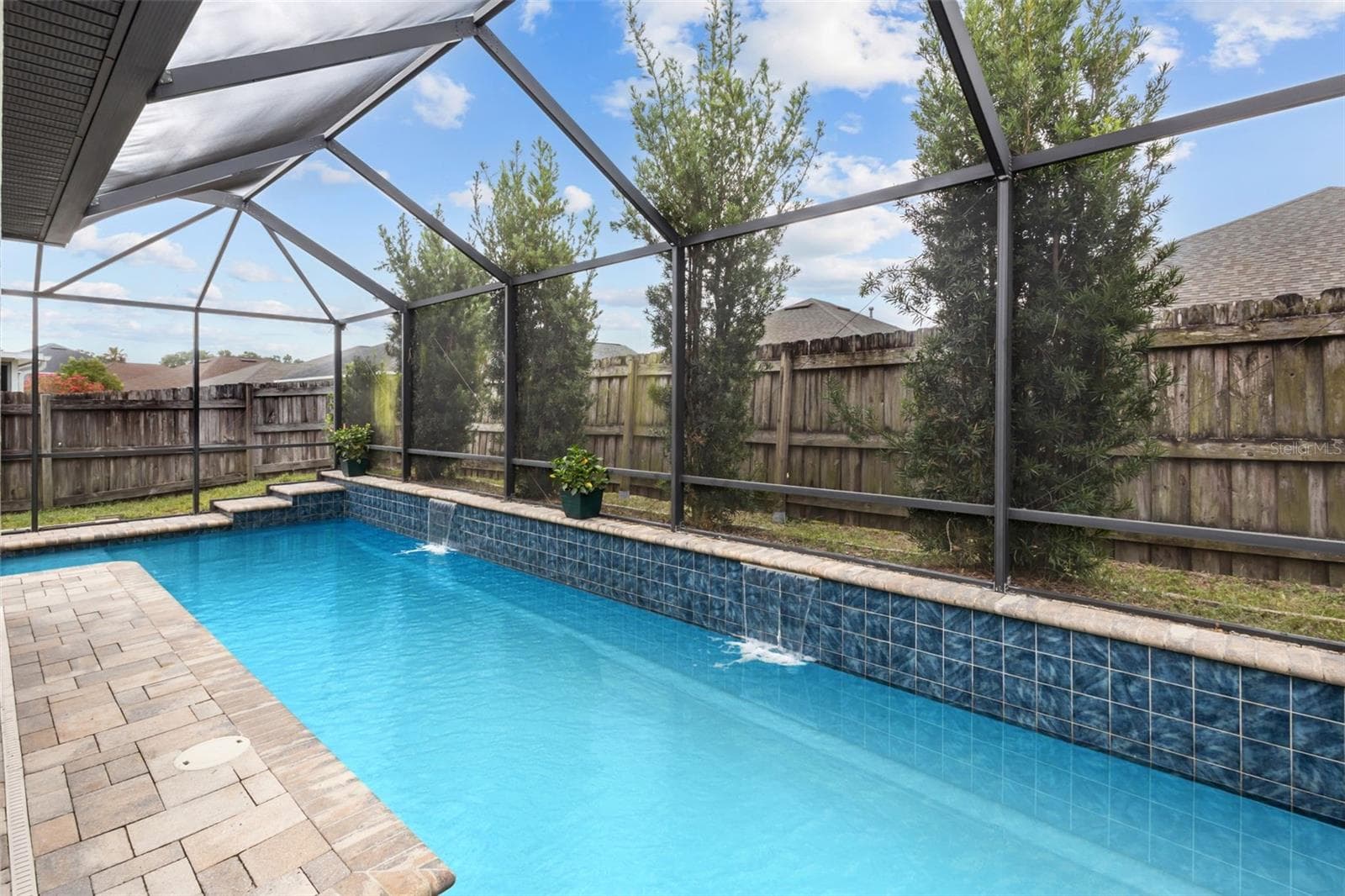 Single Family Residence at 22633 MARSH WREN DR, LAND O LAKES, photo 3 of 43