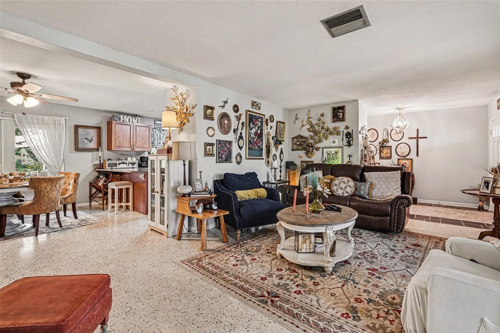 formal living room - 3100 SAUNDERS PL, TITUSVILLE