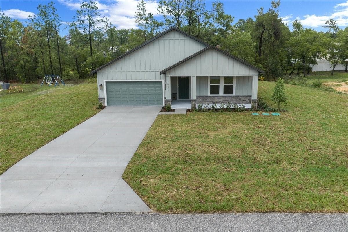 Single Family Residence at 10325 DOTTED WREN AVE, WEEKI WACHEE, photo 2 of 63