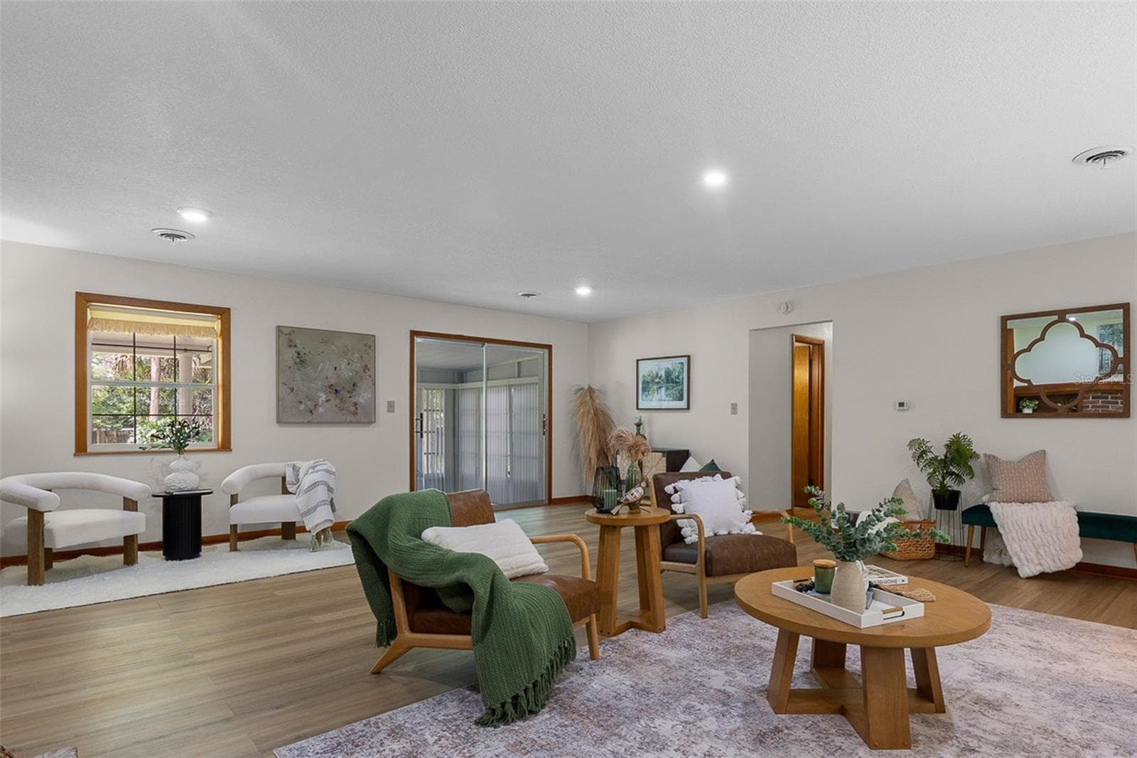 Family Room - 130 SW 69TH ST, OCALA