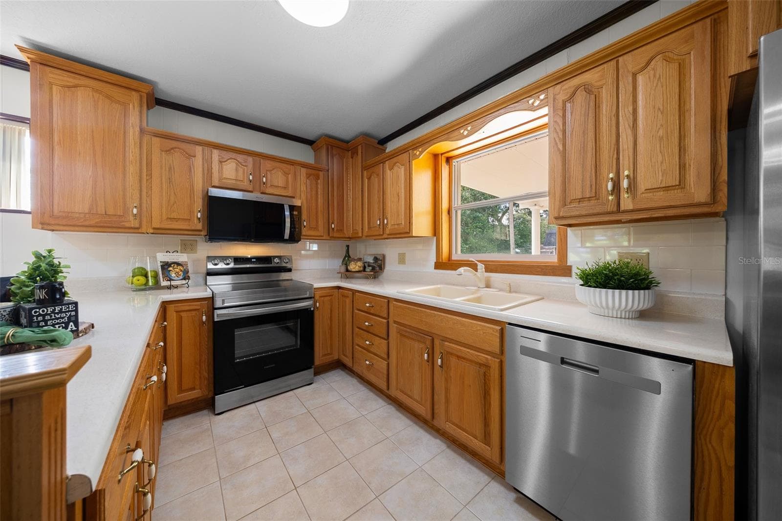 Kitchen - 130 SW 69TH ST, OCALA