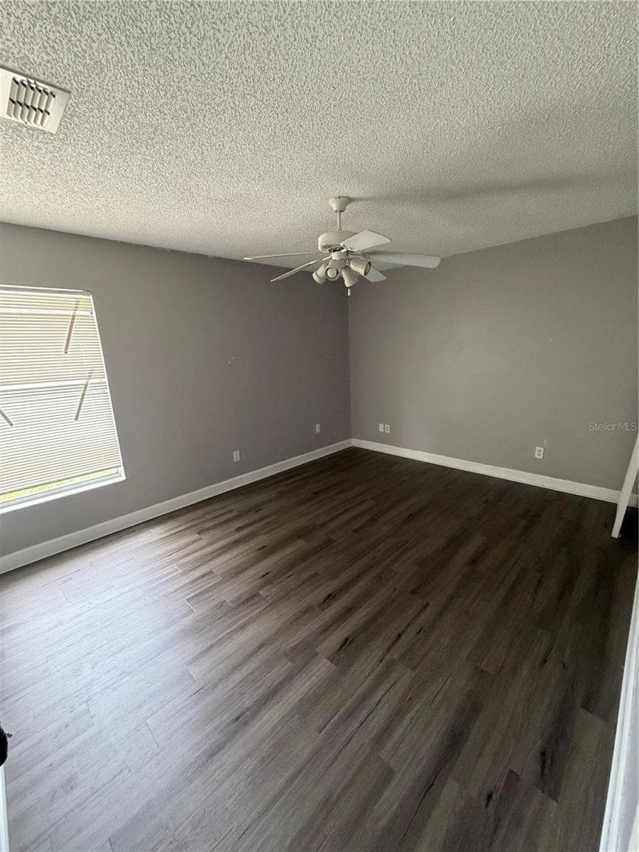 Single Family Residence at 2413 RADNOR AVE, ORLANDO, photo 29 of 48