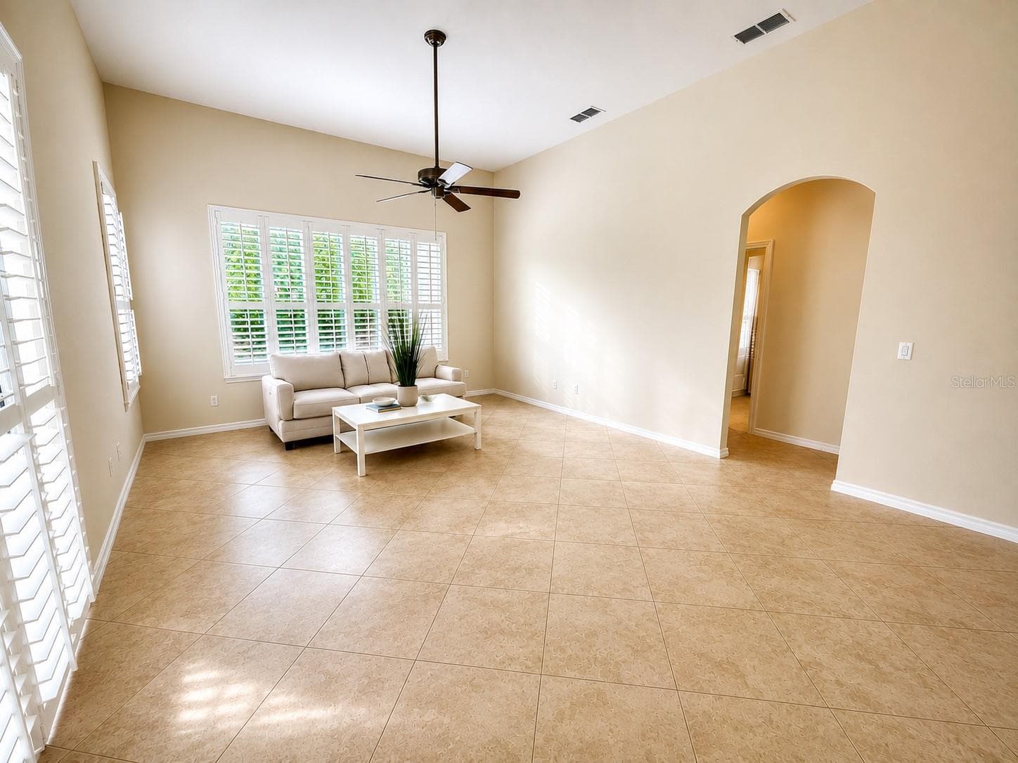 Family Room - 8032 PINE HOLLOW DR, MOUNT DORA
