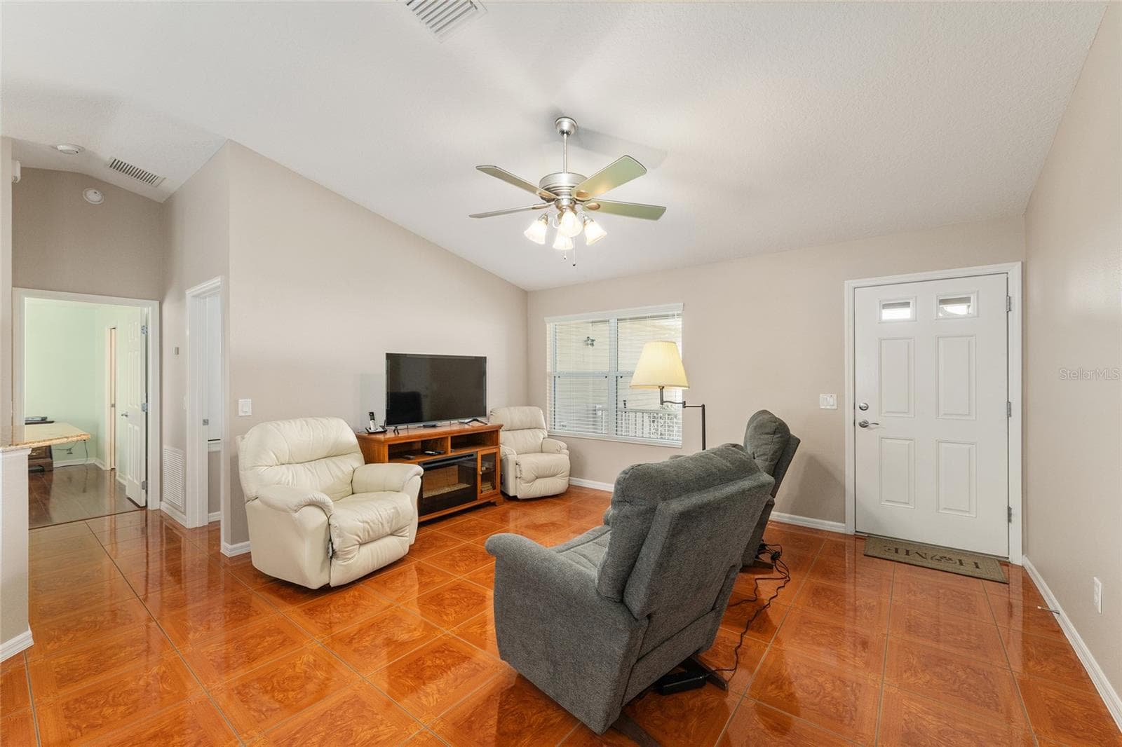 Single Family Residence at 2446 HOPESPRING LOOP, THE VILLAGES, photo 9 of 53