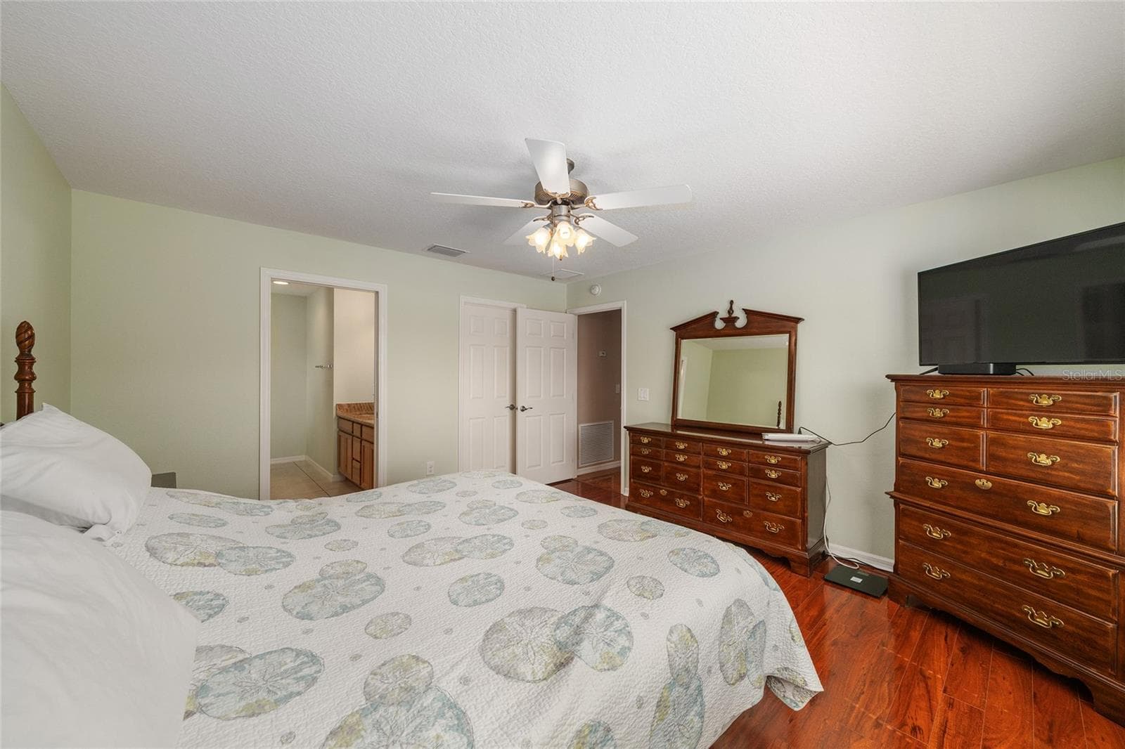 Single Family Residence at 2446 HOPESPRING LOOP, THE VILLAGES, photo 20 of 53