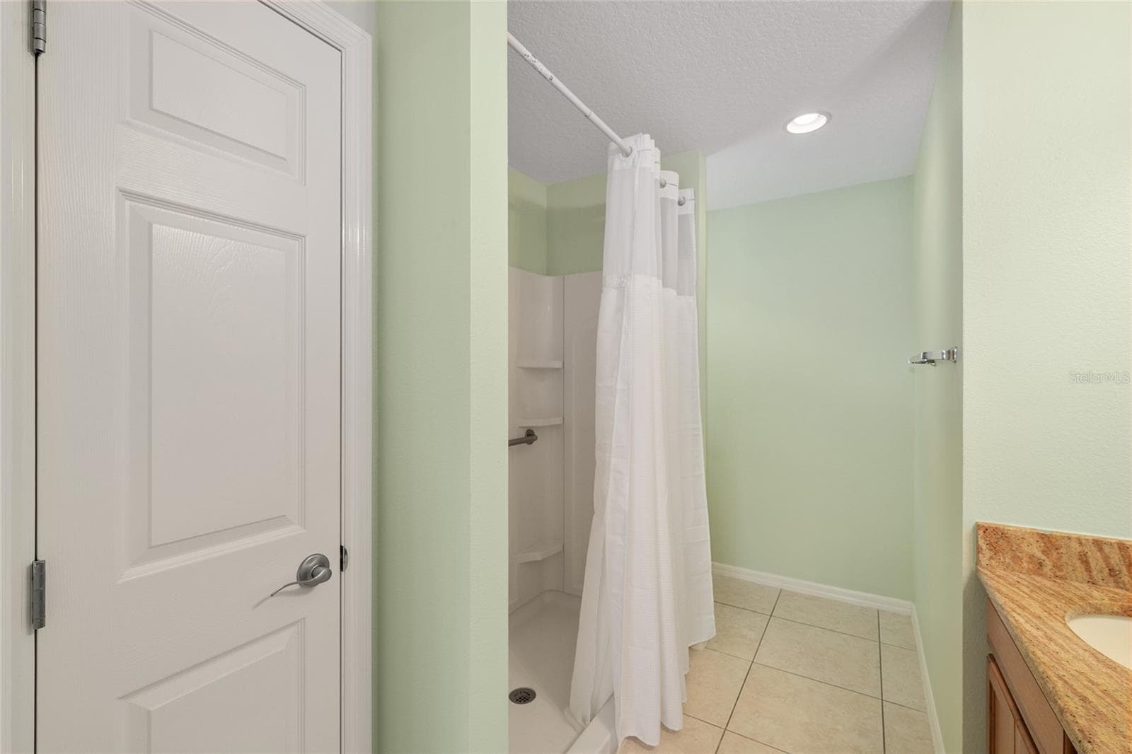 Single Family Residence at 2446 HOPESPRING LOOP, THE VILLAGES, photo 23 of 53