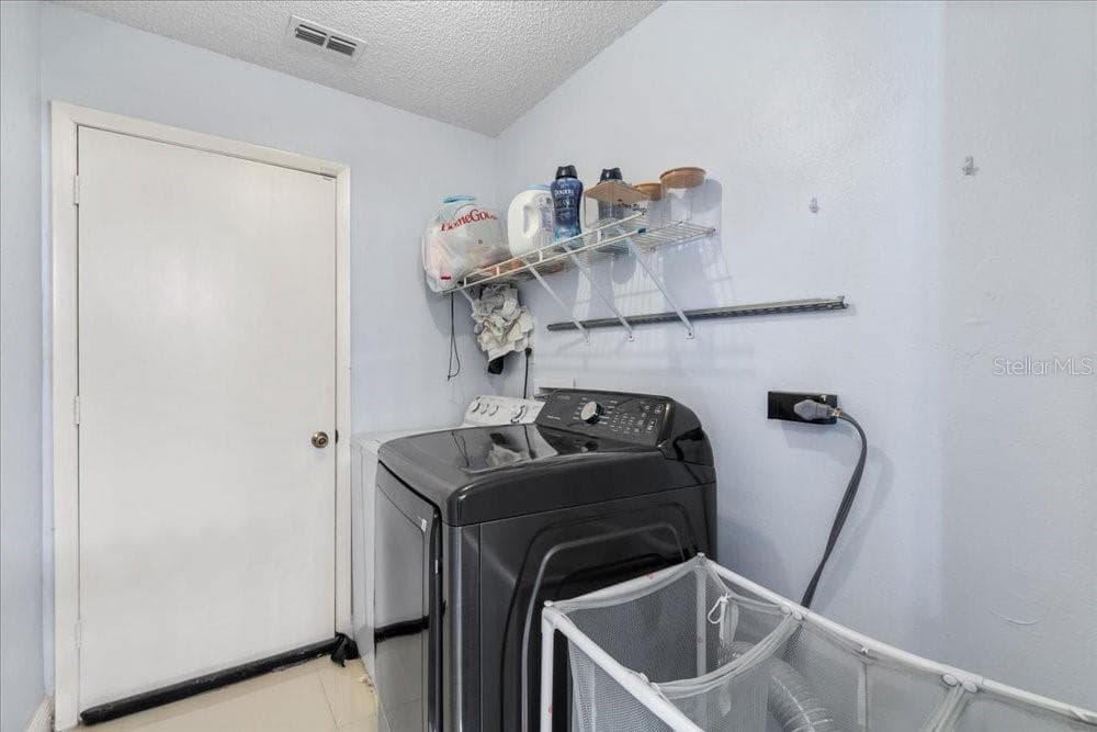 Single Family Residence at 7045 CORAL COVE DR, ORLANDO, photo 27 of 47