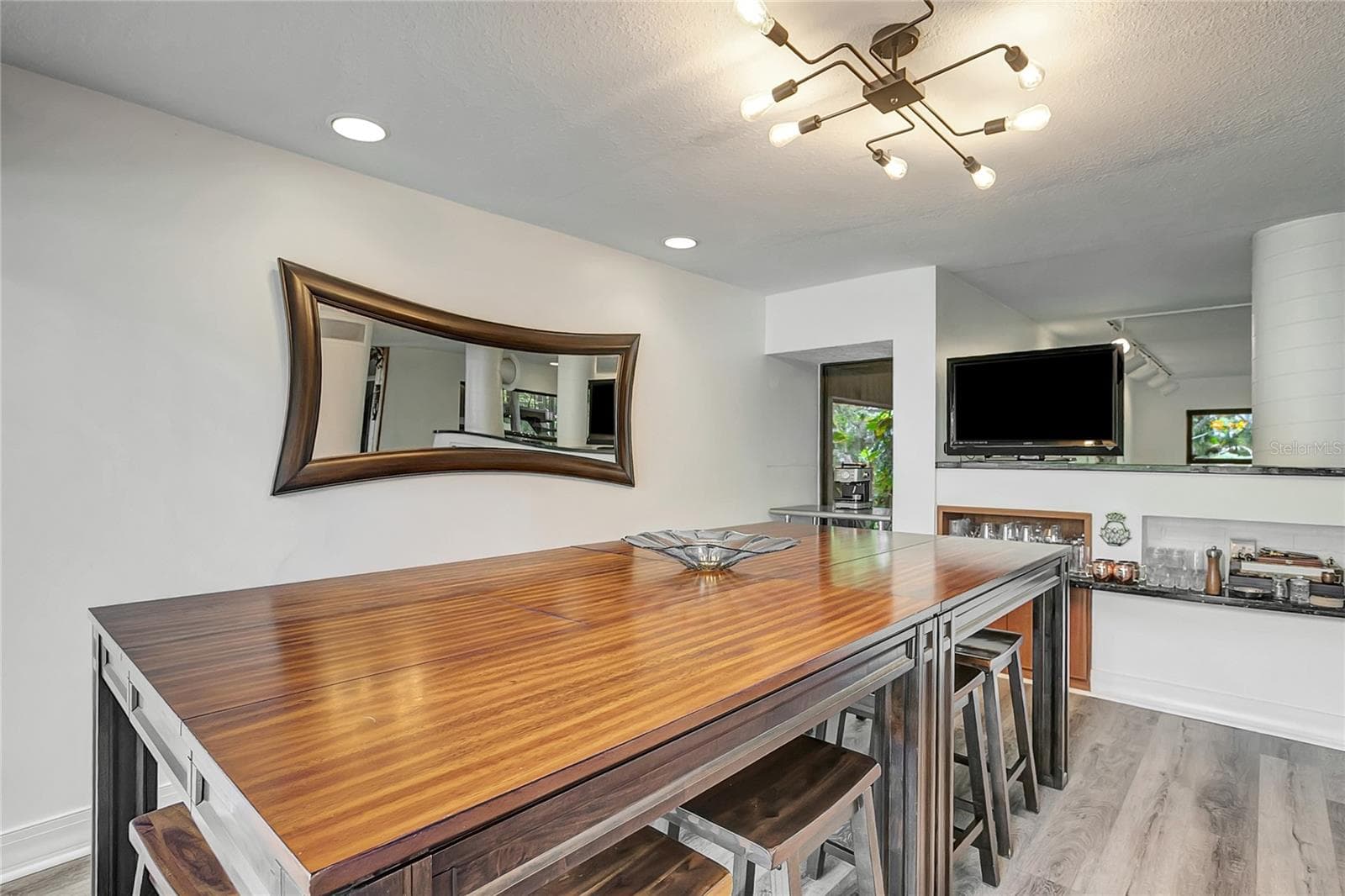 Single Family Residence at 312 S RIVERHILLS DR, TAMPA, photo 18 of 100