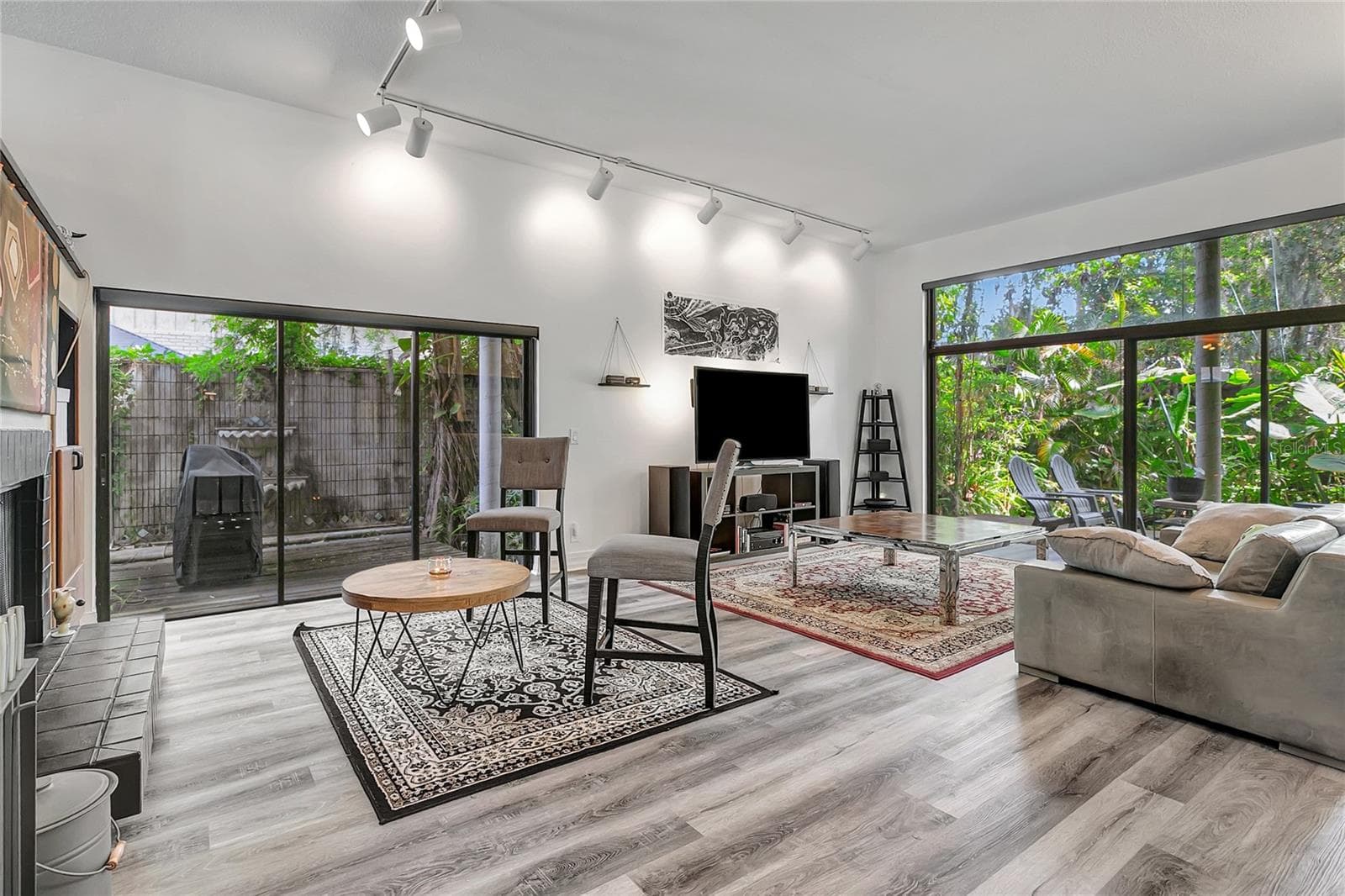 Single Family Residence at 312 S RIVERHILLS DR, TAMPA, photo 66 of 100