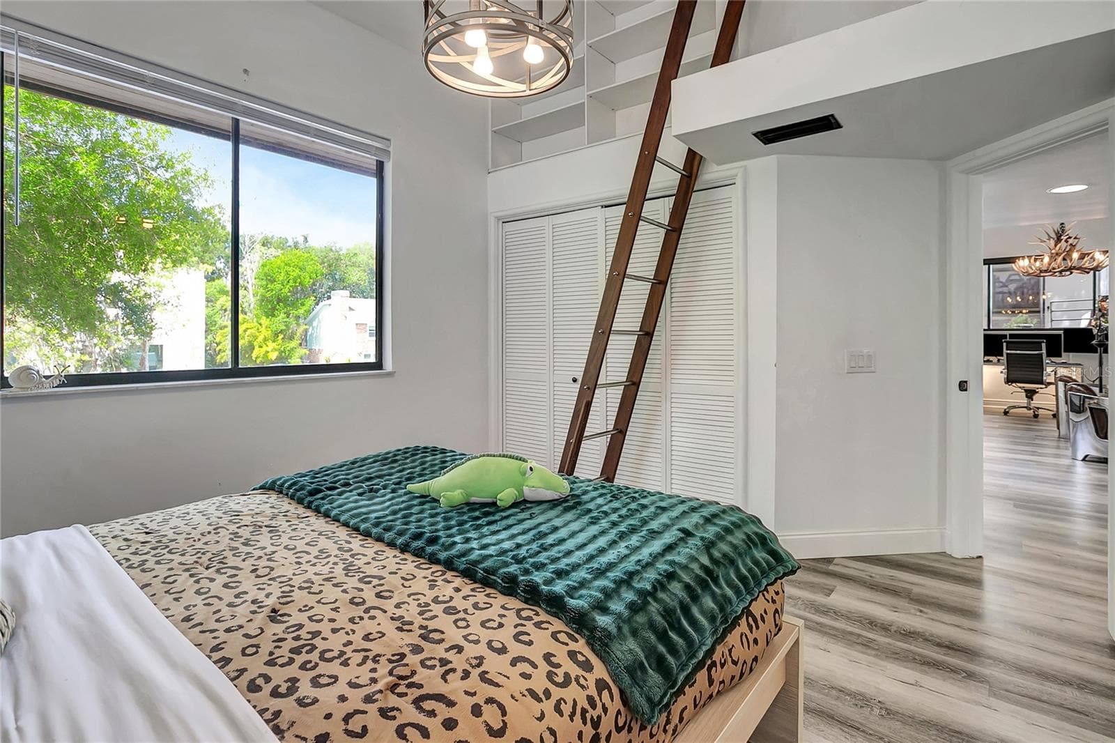 Single Family Residence at 312 S RIVERHILLS DR, TAMPA, photo 67 of 100