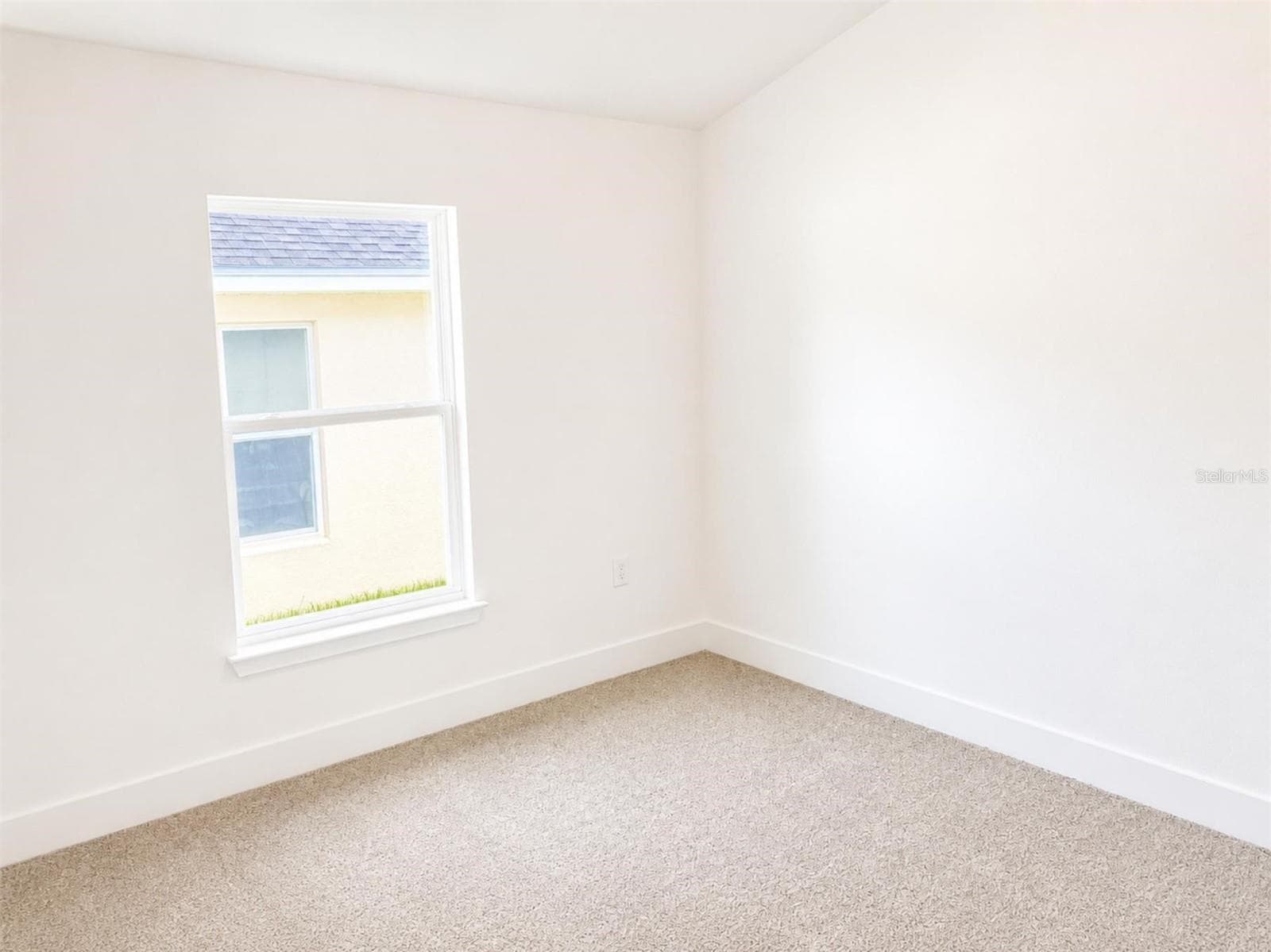 Virtually enhanced - 247 VERNY GROVE LN, LEESBURG
