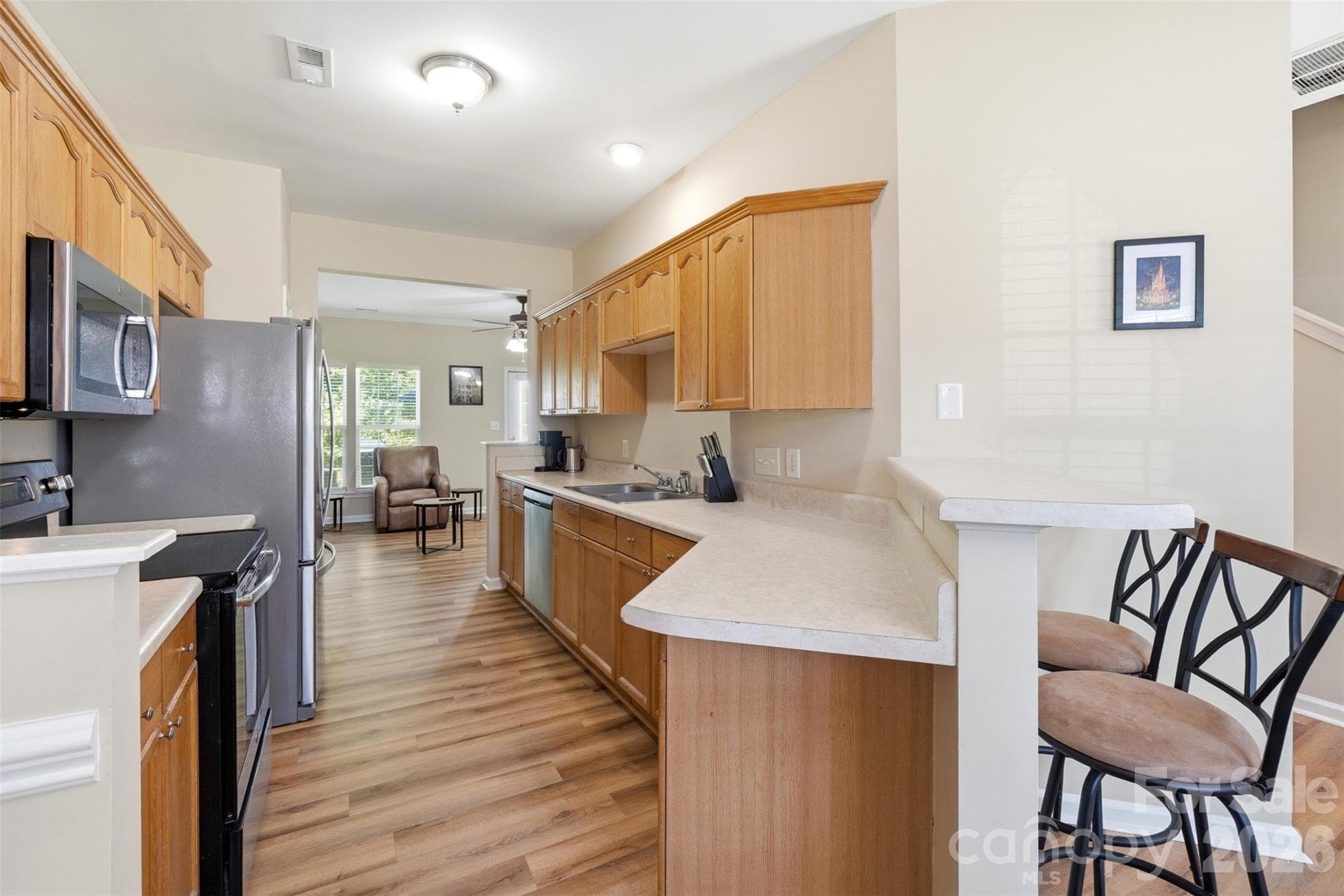 Townhouse at 6072 Sapwood Court, Matthews, photo 8 of 23