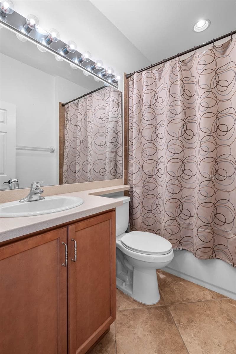 Bathroom II. - 15665 AURORA LAKE CIR, WIMAUMA