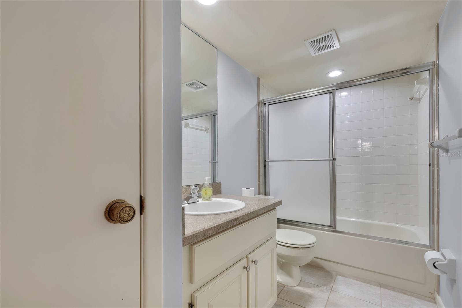 Condominium at 63 DOUGLAS ST #11, HOMOSASSA, photo 31 of 43