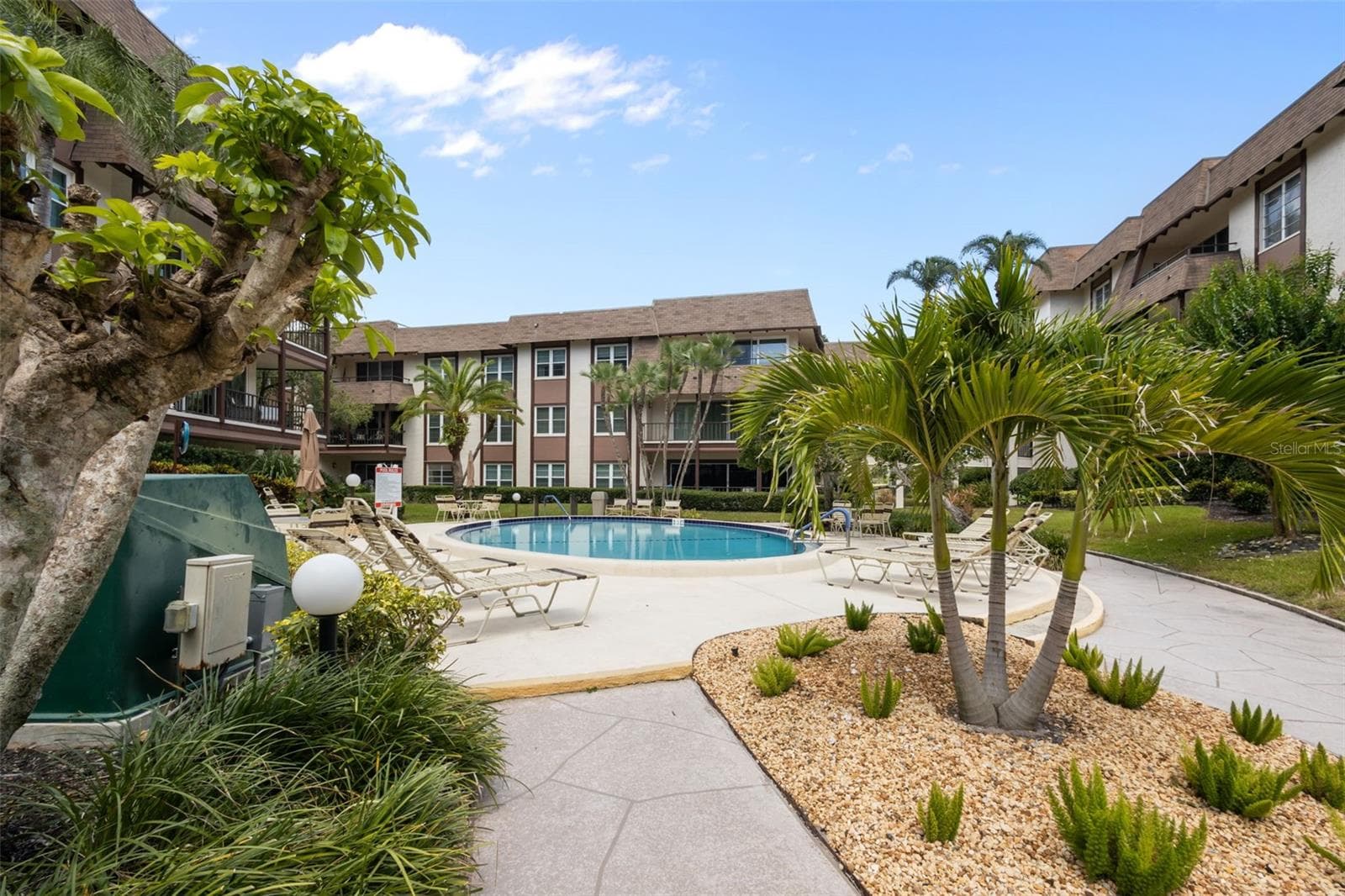 Condominium at 3021 COUNTRYSIDE BLVD #21A, CLEARWATER, photo 26 of 32