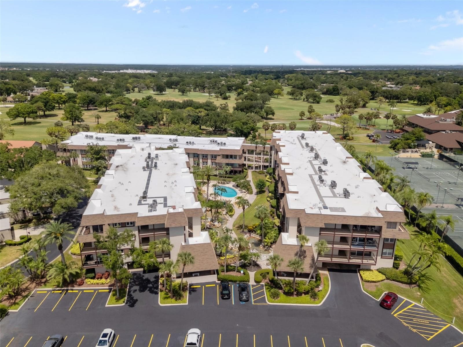 Condominium at 3021 COUNTRYSIDE BLVD #21A, CLEARWATER, photo 2 of 32