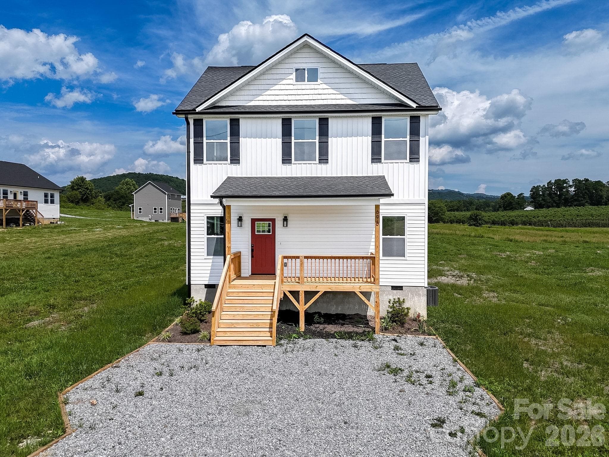 Single Family Residence at Hendersonville, photo 2 of 46