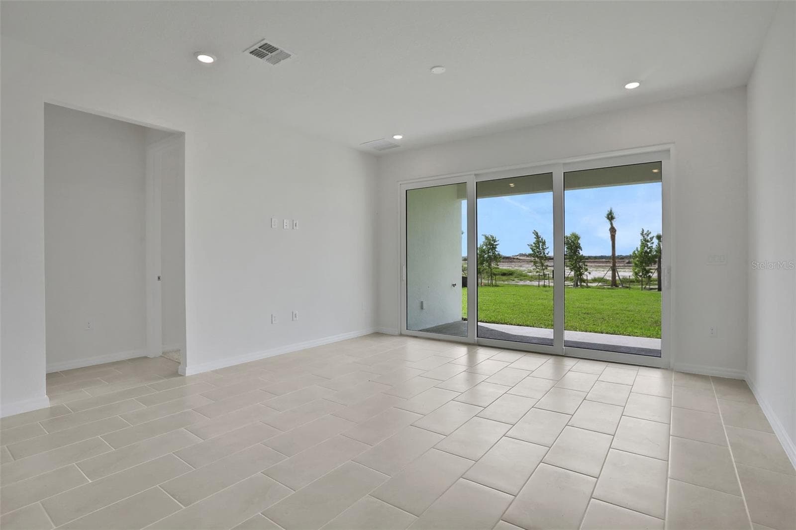 Single Family Residence at 13485 TURNLEAF BLVD, PUNTA GORDA, photo 6 of 28