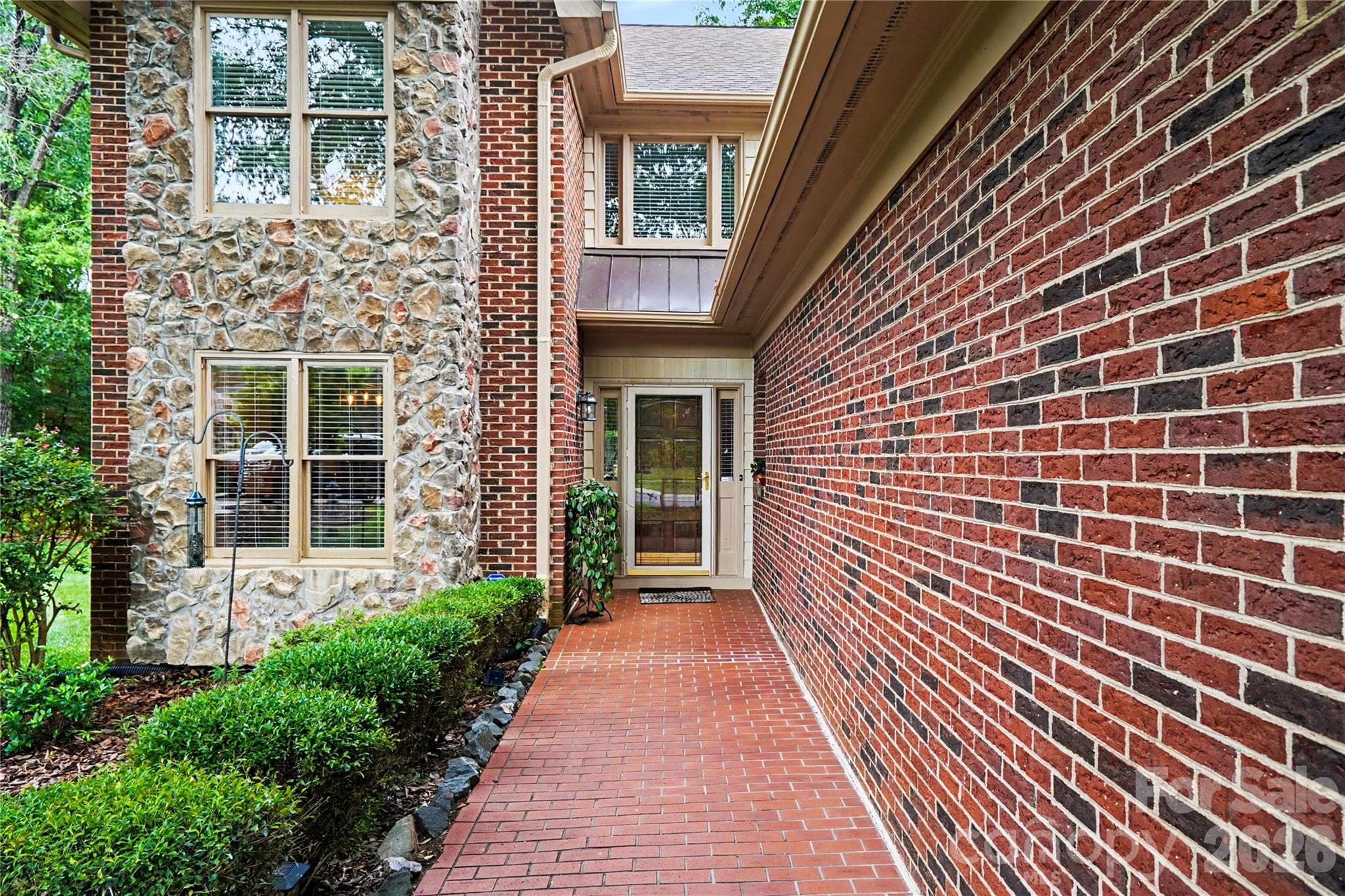 Single Family Residence at 5112 Tedorill Lane, Charlotte, photo 6 of 42