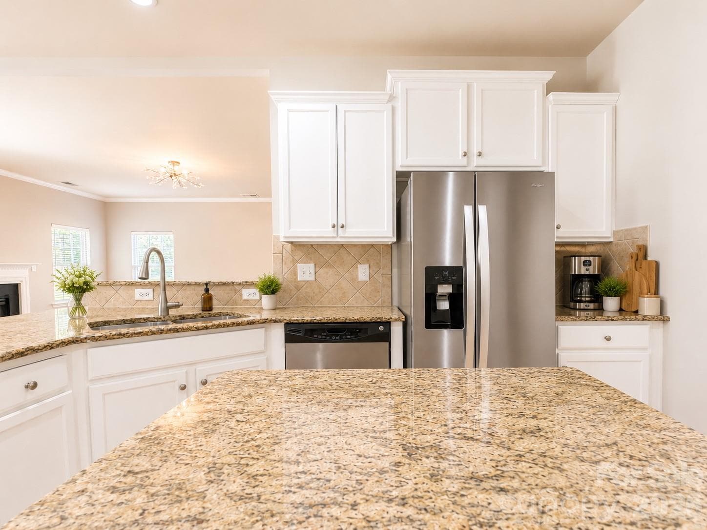 Kitchen Virtual staging - 4857 Annelise Drive, Harrisburg