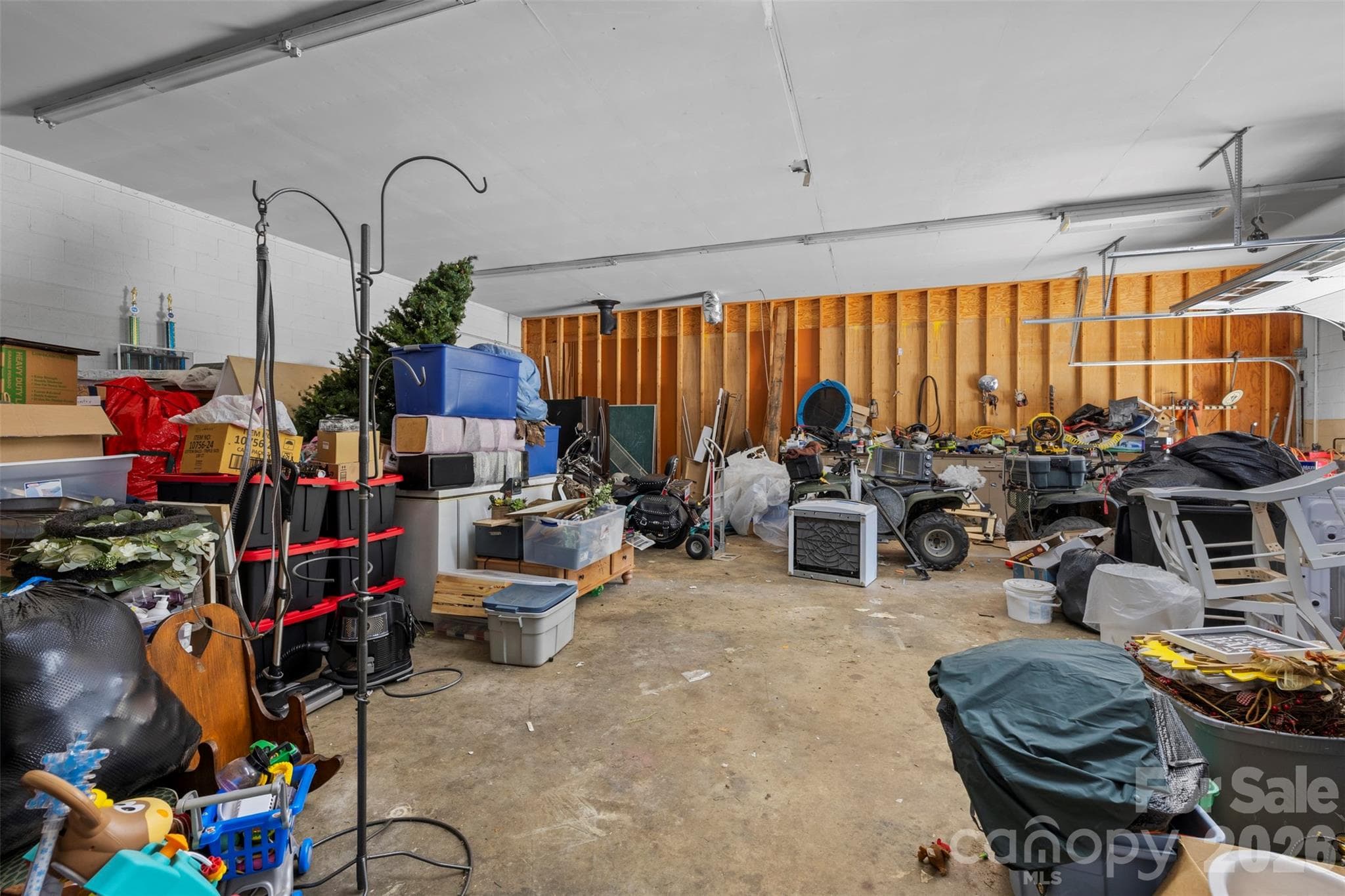1st set of garages - 2269 Lee Roy Lane, Lenoir