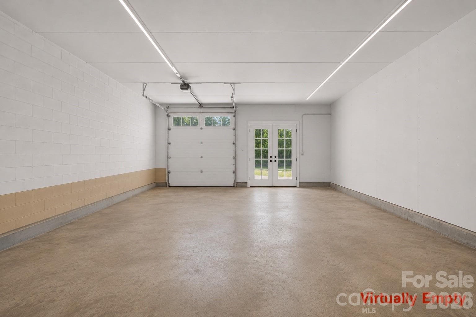 Virtually Empty Garage 2 - 2269 Lee Roy Lane, Lenoir