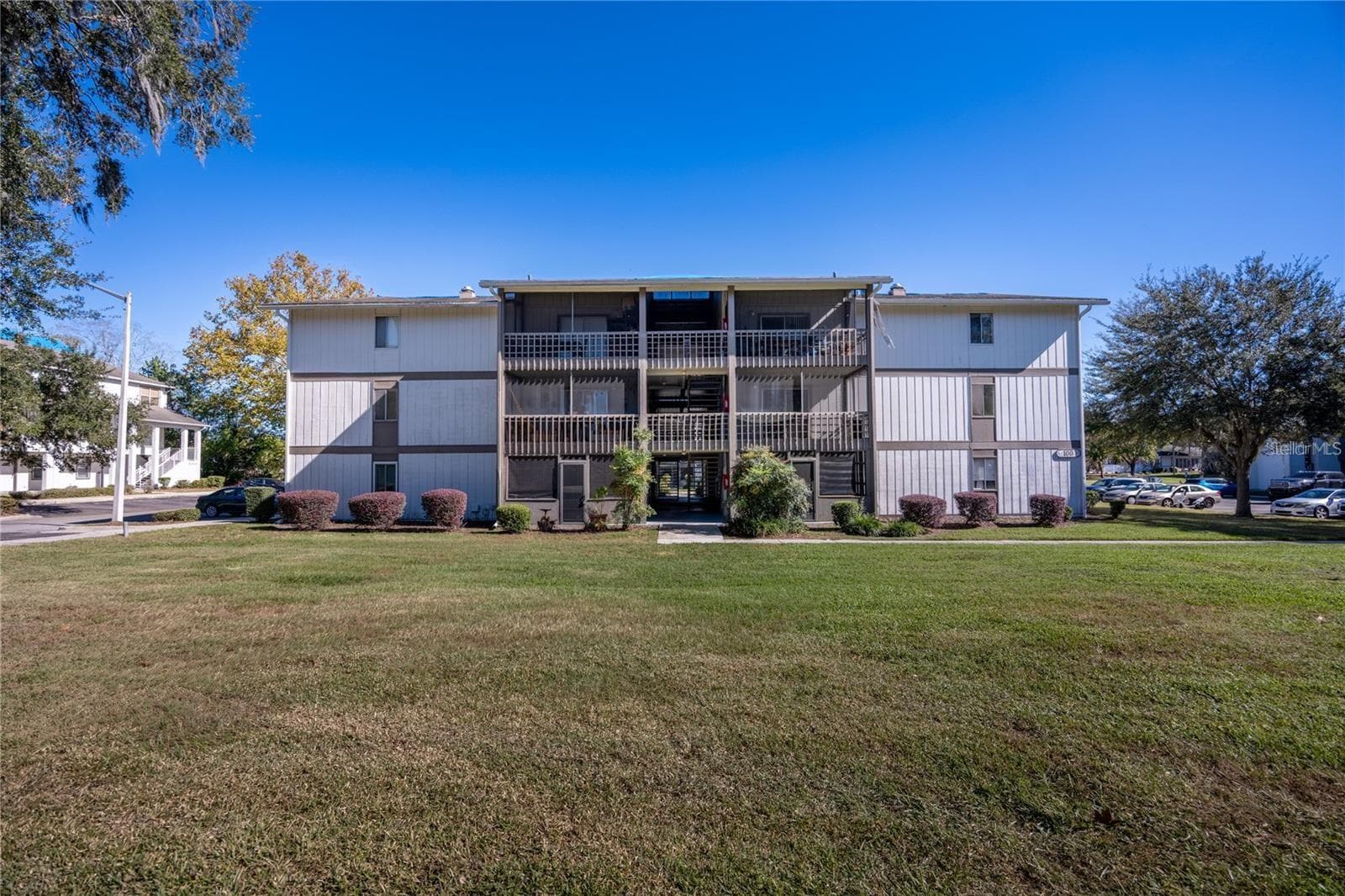 6519 W NEWBERRY RD #108