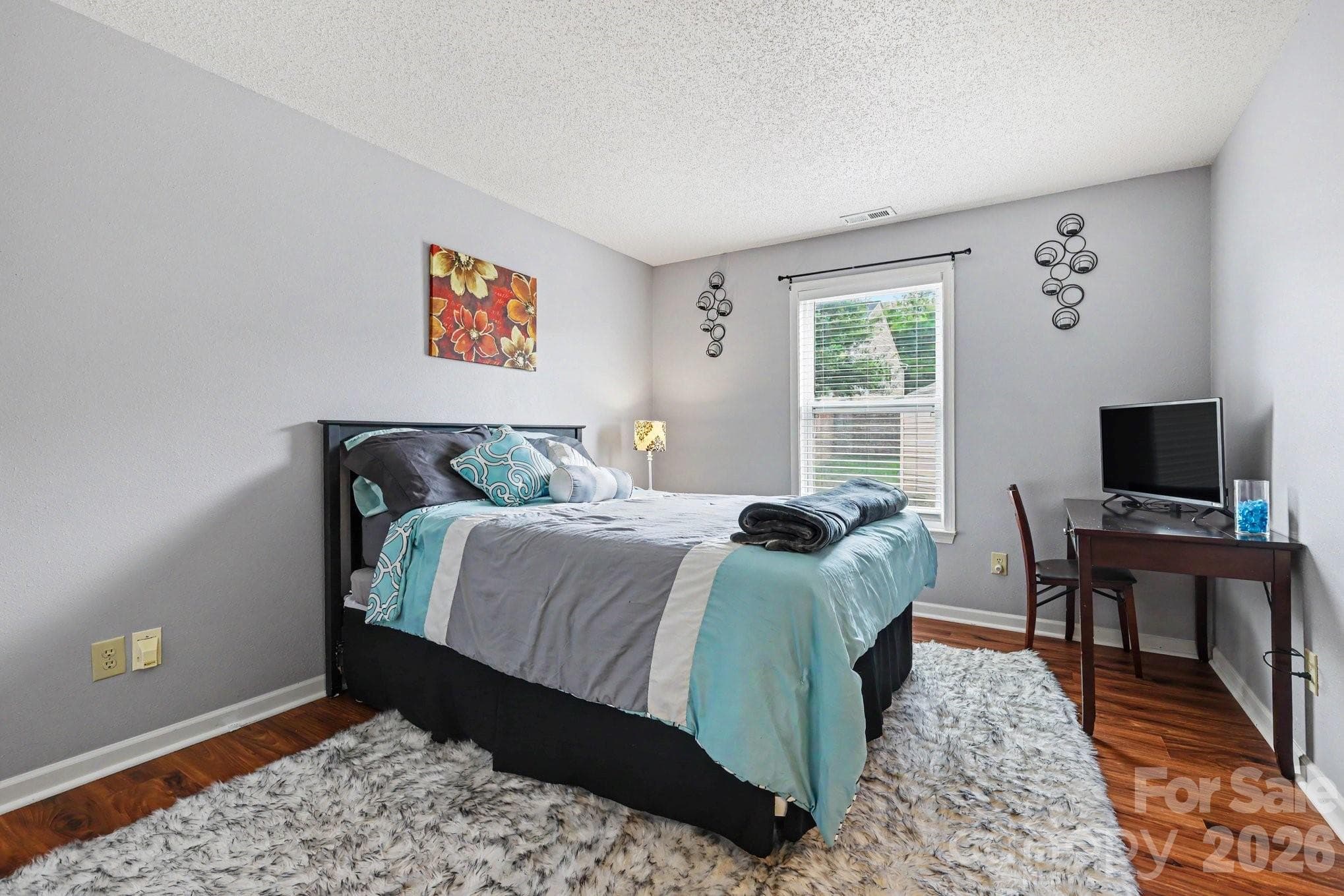 Secondary bedroom 1 - guest room on main floor - 5654 Hammermill Drive, Harrisburg