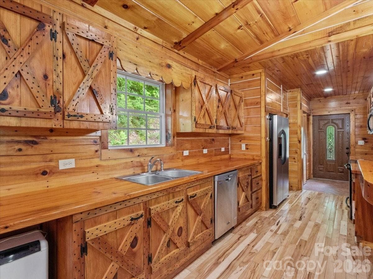 Single Family Residence at Green Mountain, photo 8 of 28