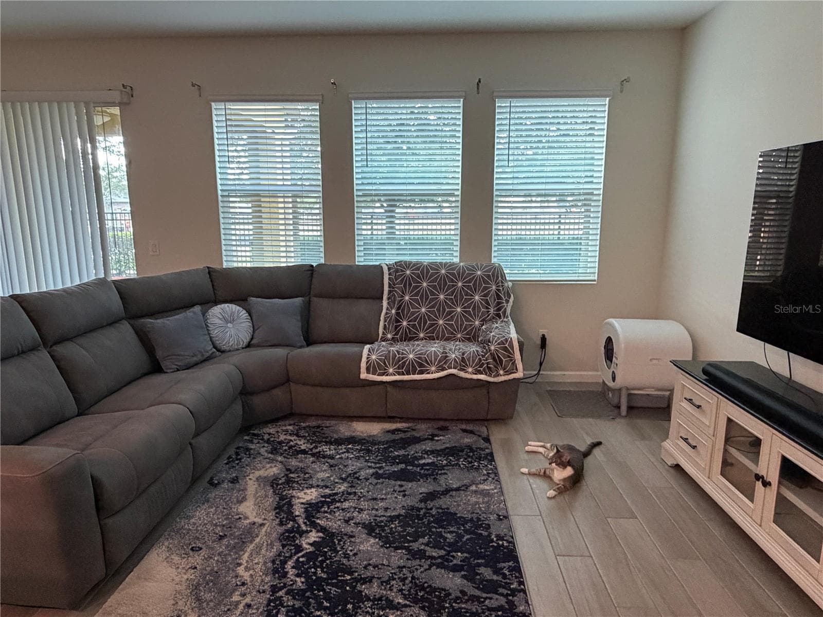 Townhouse at 9896 RED EAGLE DR, ORLANDO, photo 4 of 17