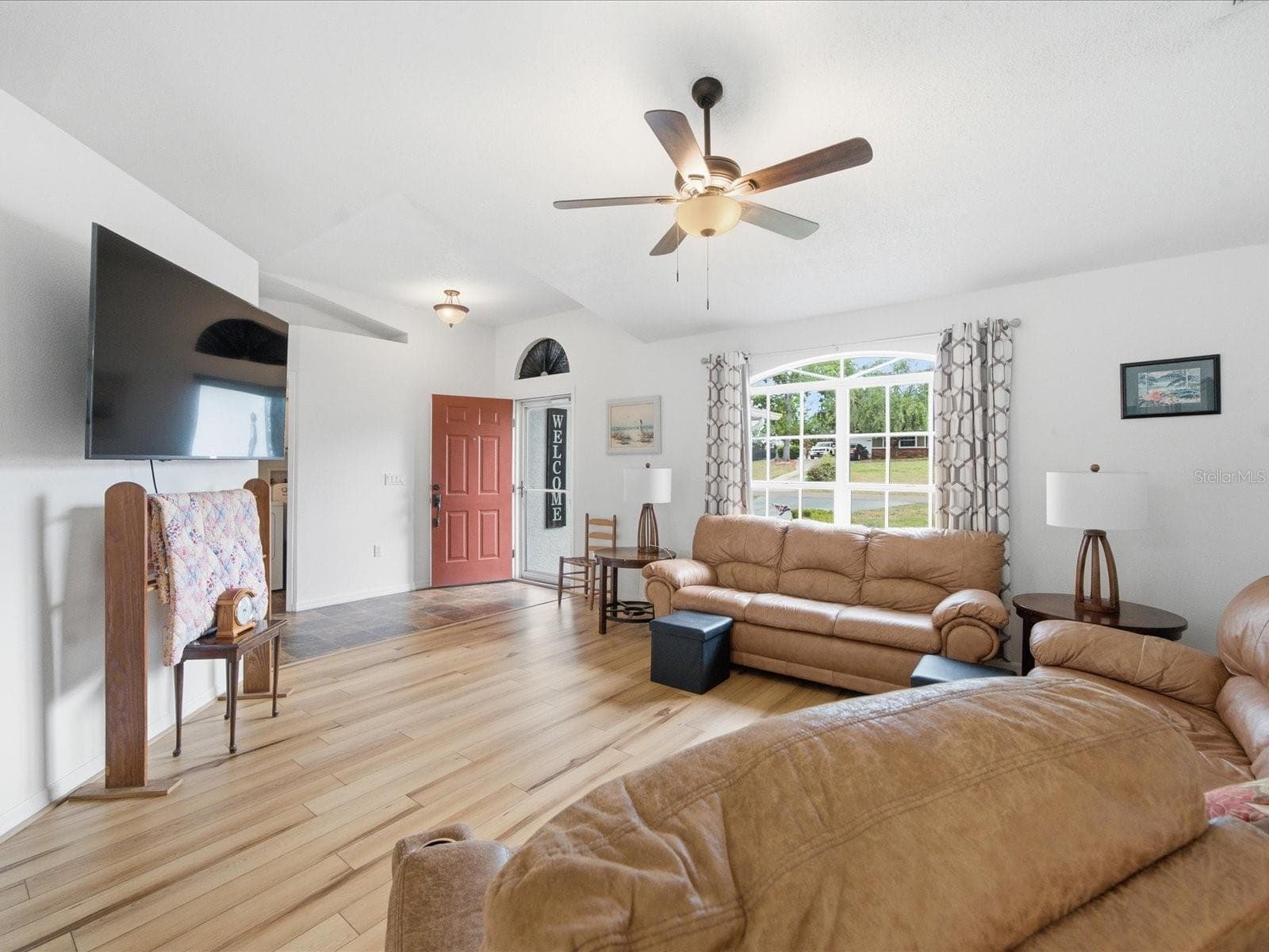Single Family Residence at 2478 GLENRIDGE DR, SPRING HILL, photo 7 of 27
