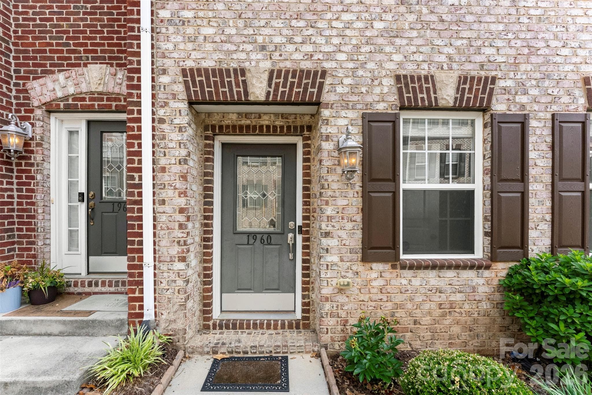 Townhouse at 1960 winpole Lane, Charlotte, photo 3 of 28