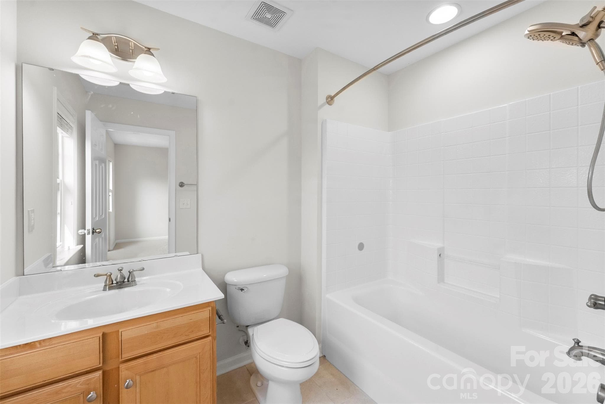 Third Floor Bath - 1960 winpole Lane, Charlotte