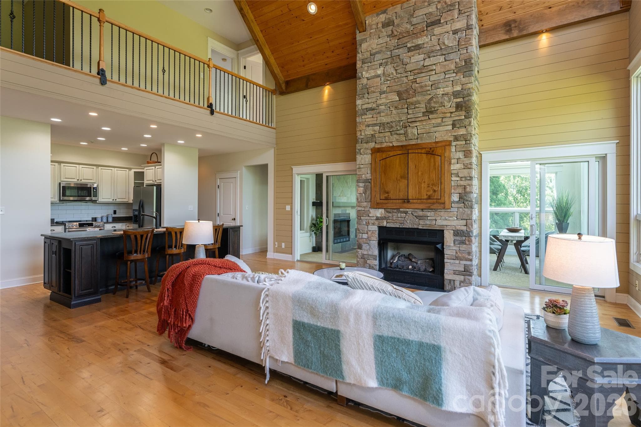 Beautiful balance of rustic mountain character and refined comfort - 33 Bridle Path Drive, Barnardsville