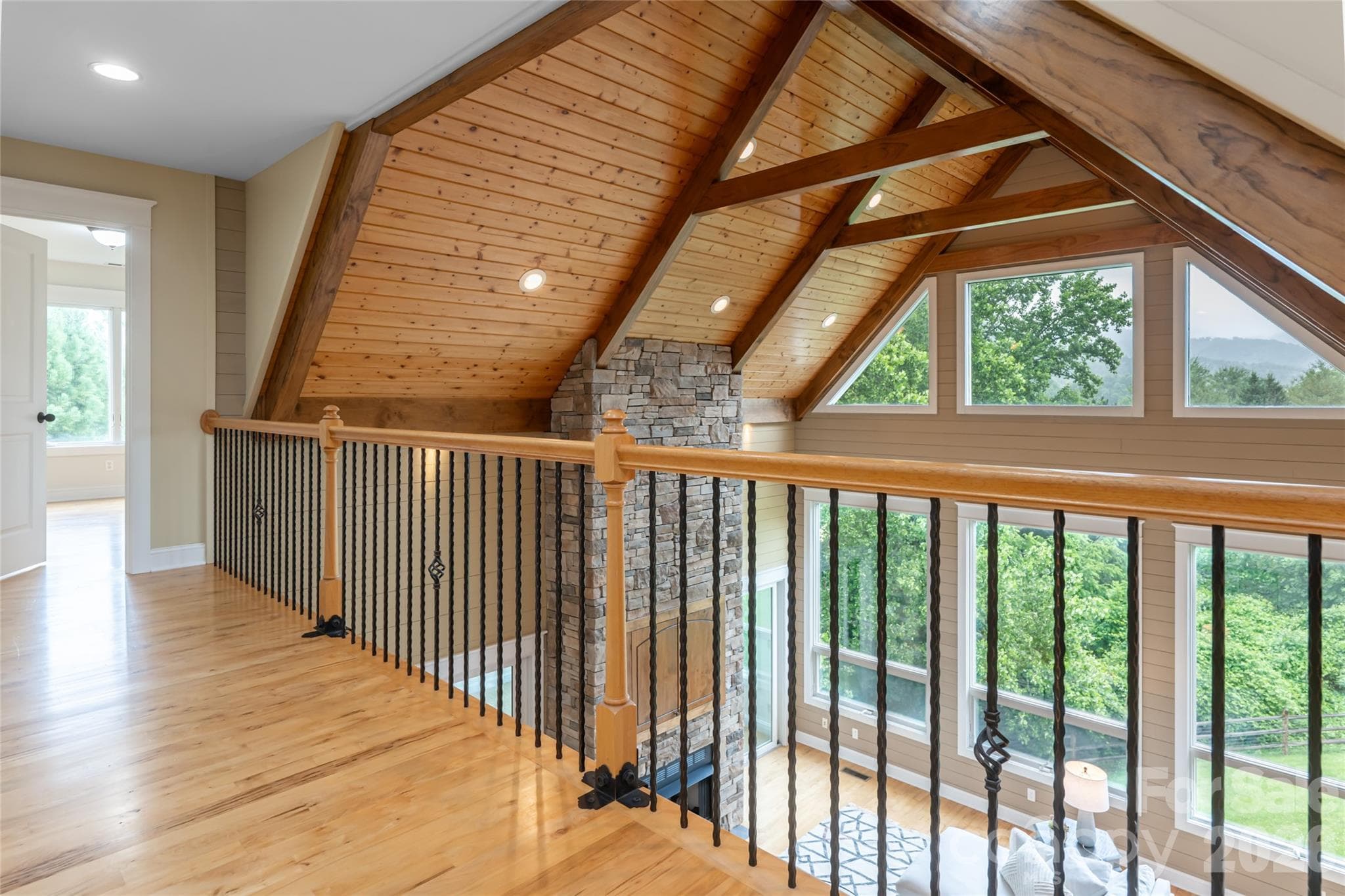 Breezeway providing access to two bedroom suites and a dedicated home office. - 33 Bridle Path Drive, Barnardsville