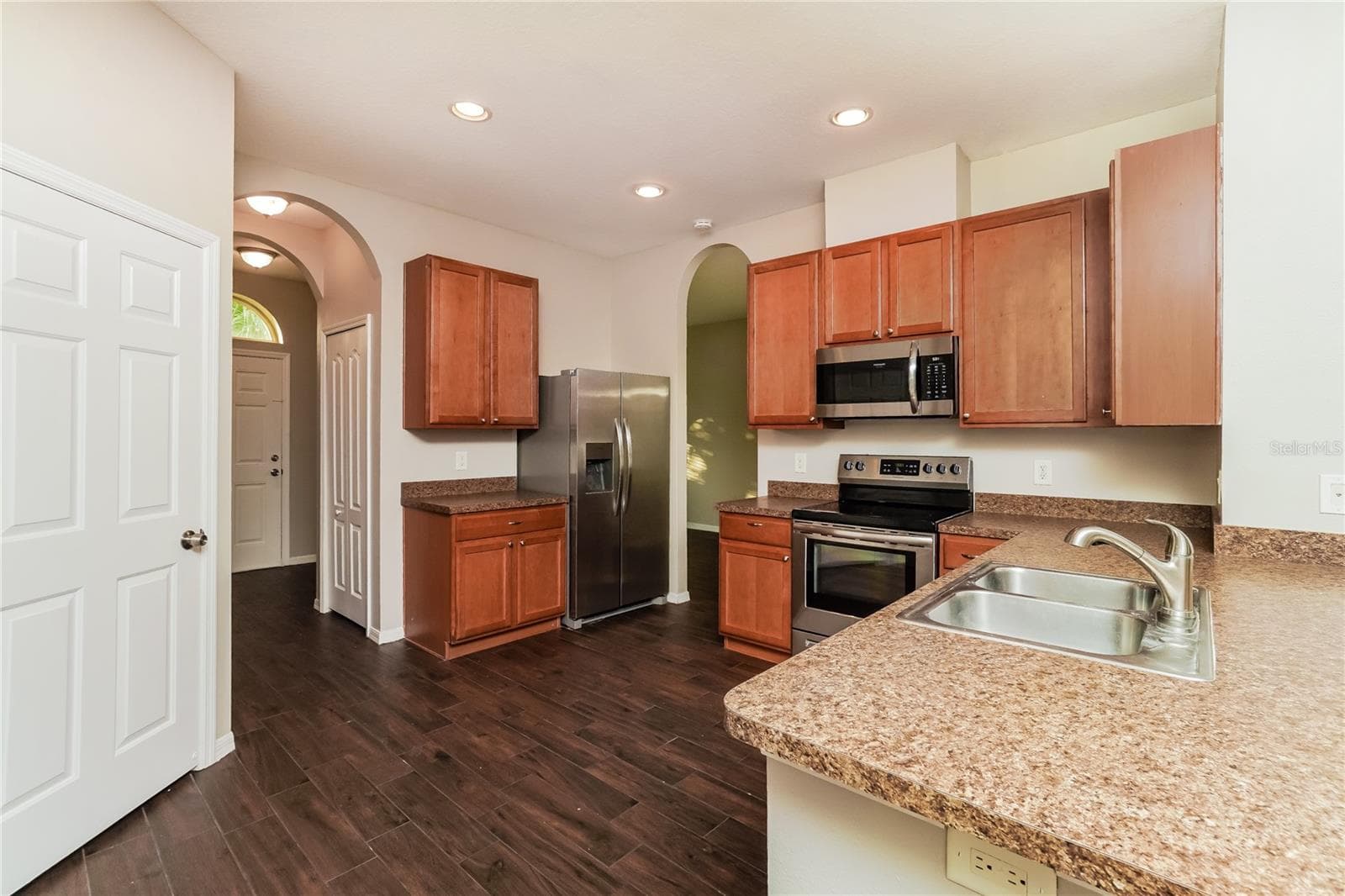 Single Family Residence at 3610 BENERAID ST, LAND O LAKES, photo 5 of 15