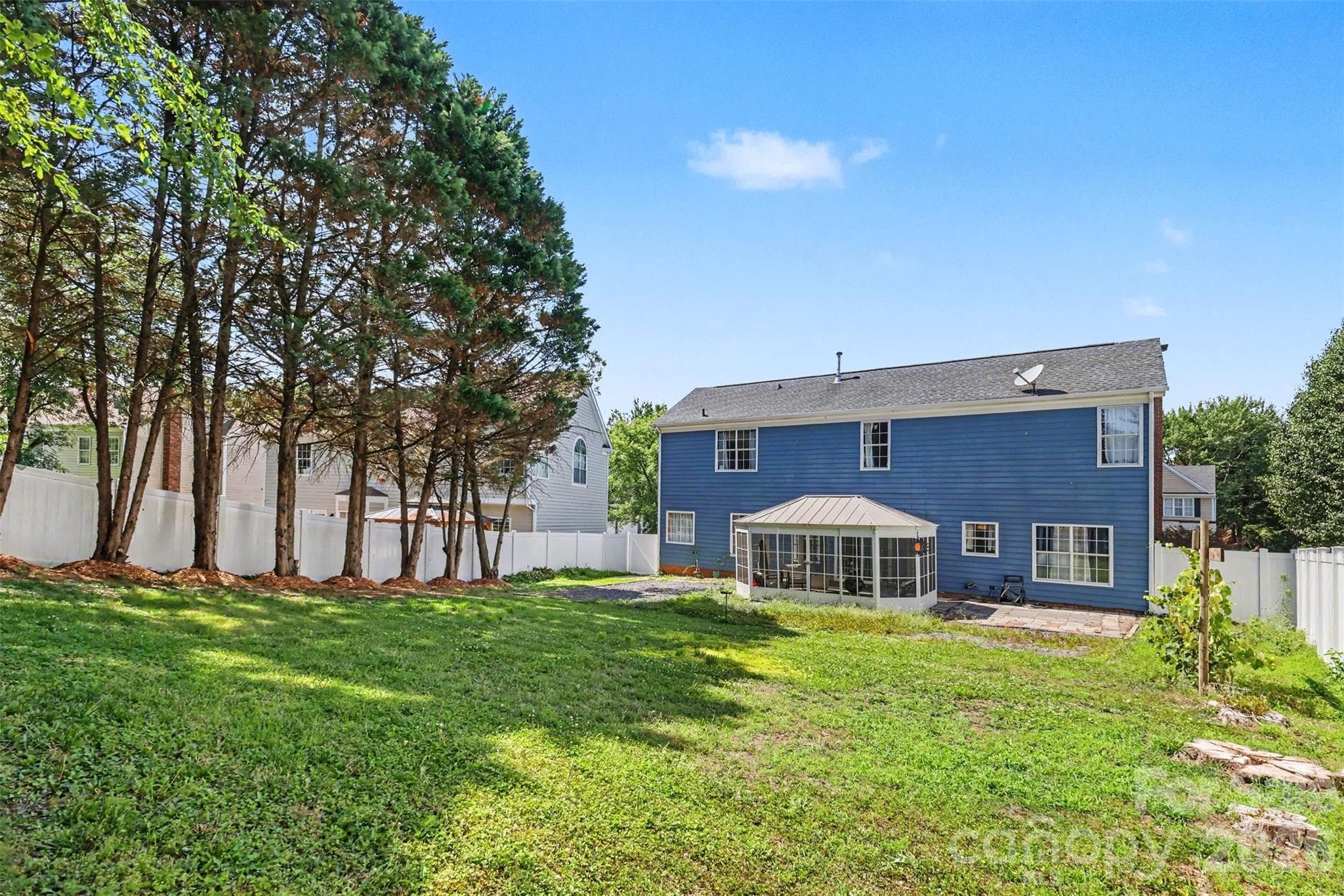 Single Family Residence at 11232 Laurel View Drive, Charlotte, photo 18 of 18
