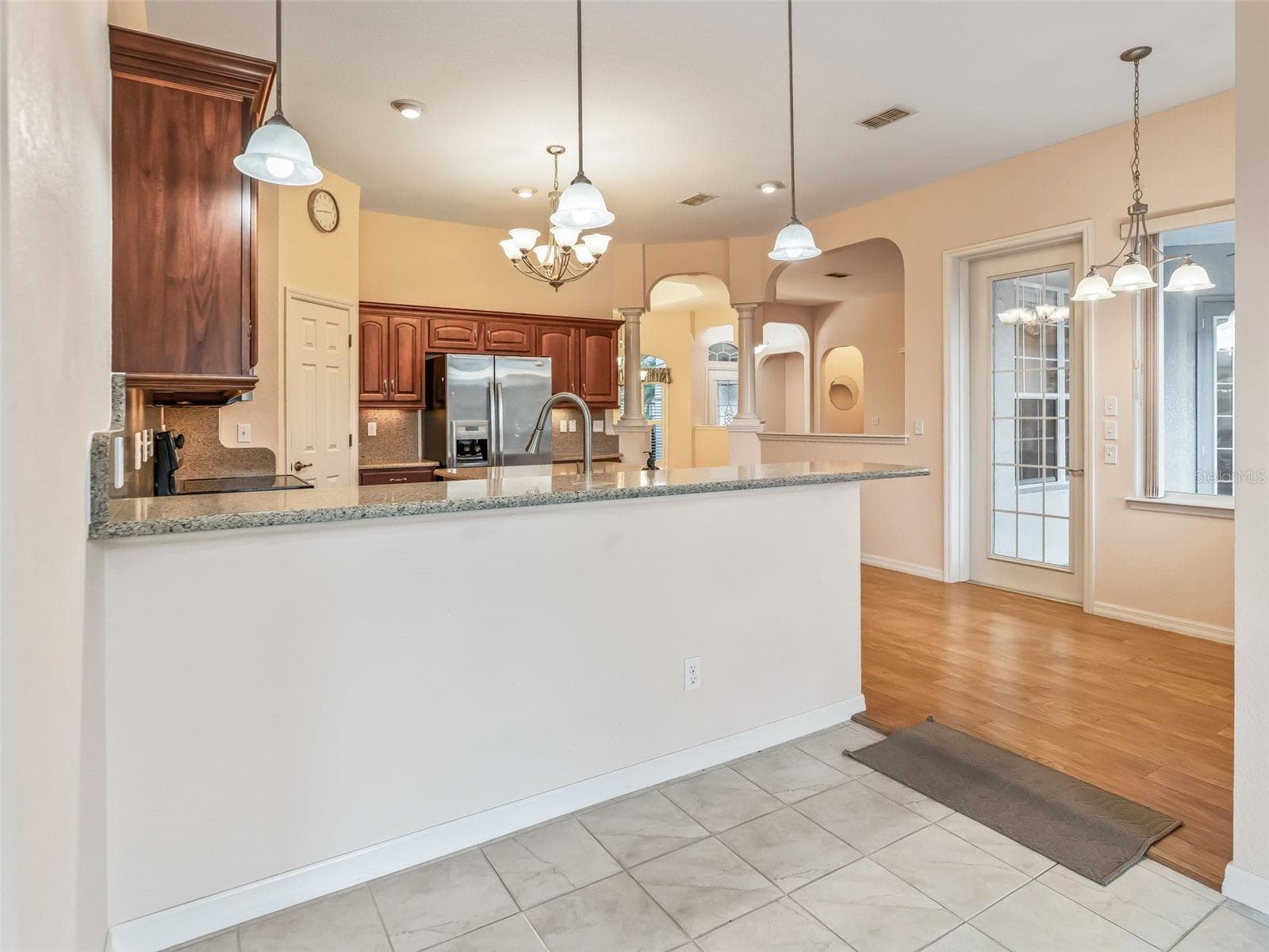 Generous Breakfast Bar - 16887 SE 110TH COURT RD, SUMMERFIELD
