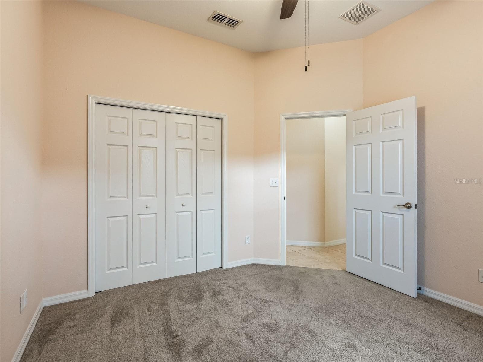 Bedroom 2 w/Double closet - 16887 SE 110TH COURT RD, SUMMERFIELD