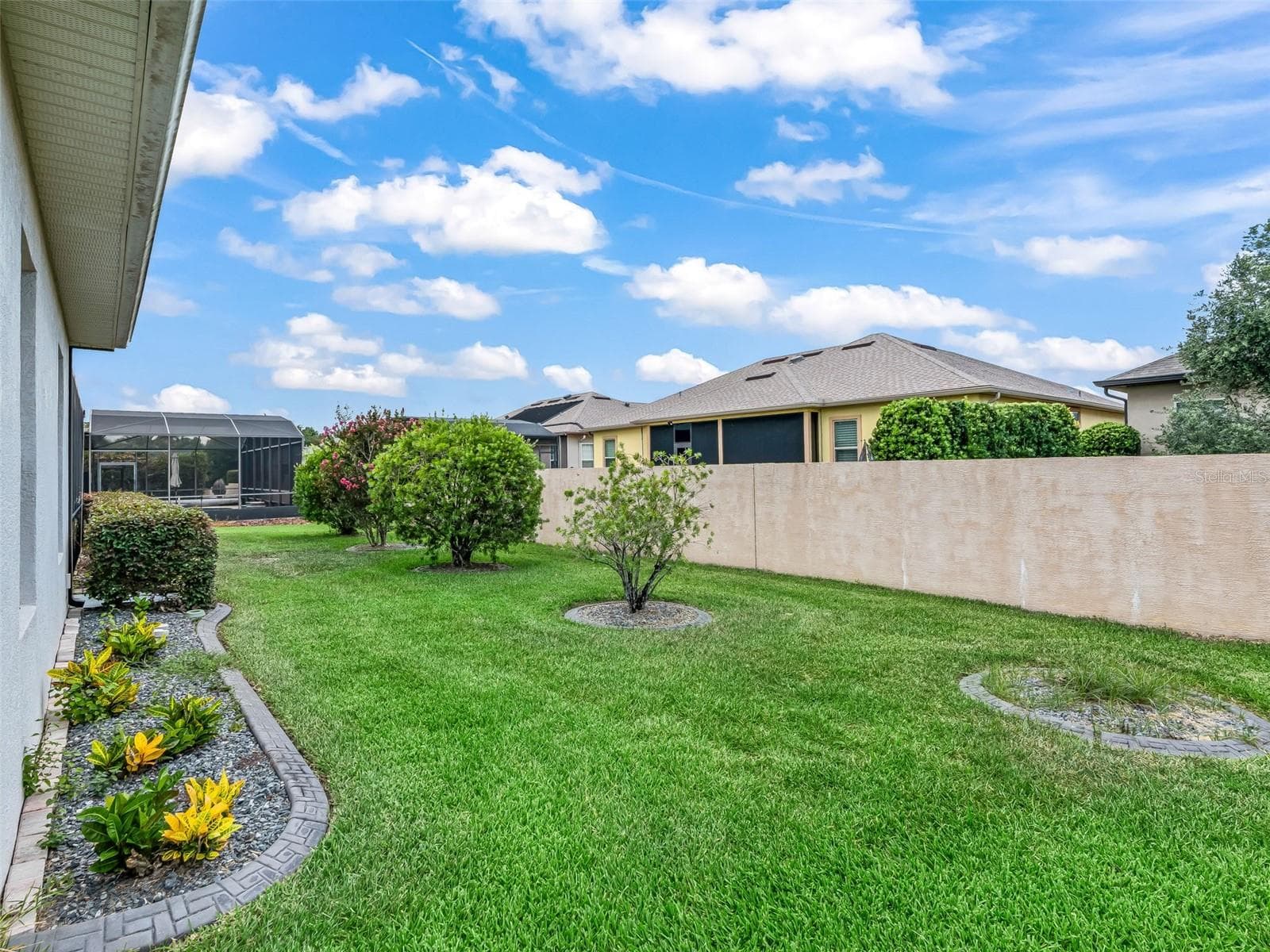 Rear Privacy Wall - 16887 SE 110TH COURT RD, SUMMERFIELD