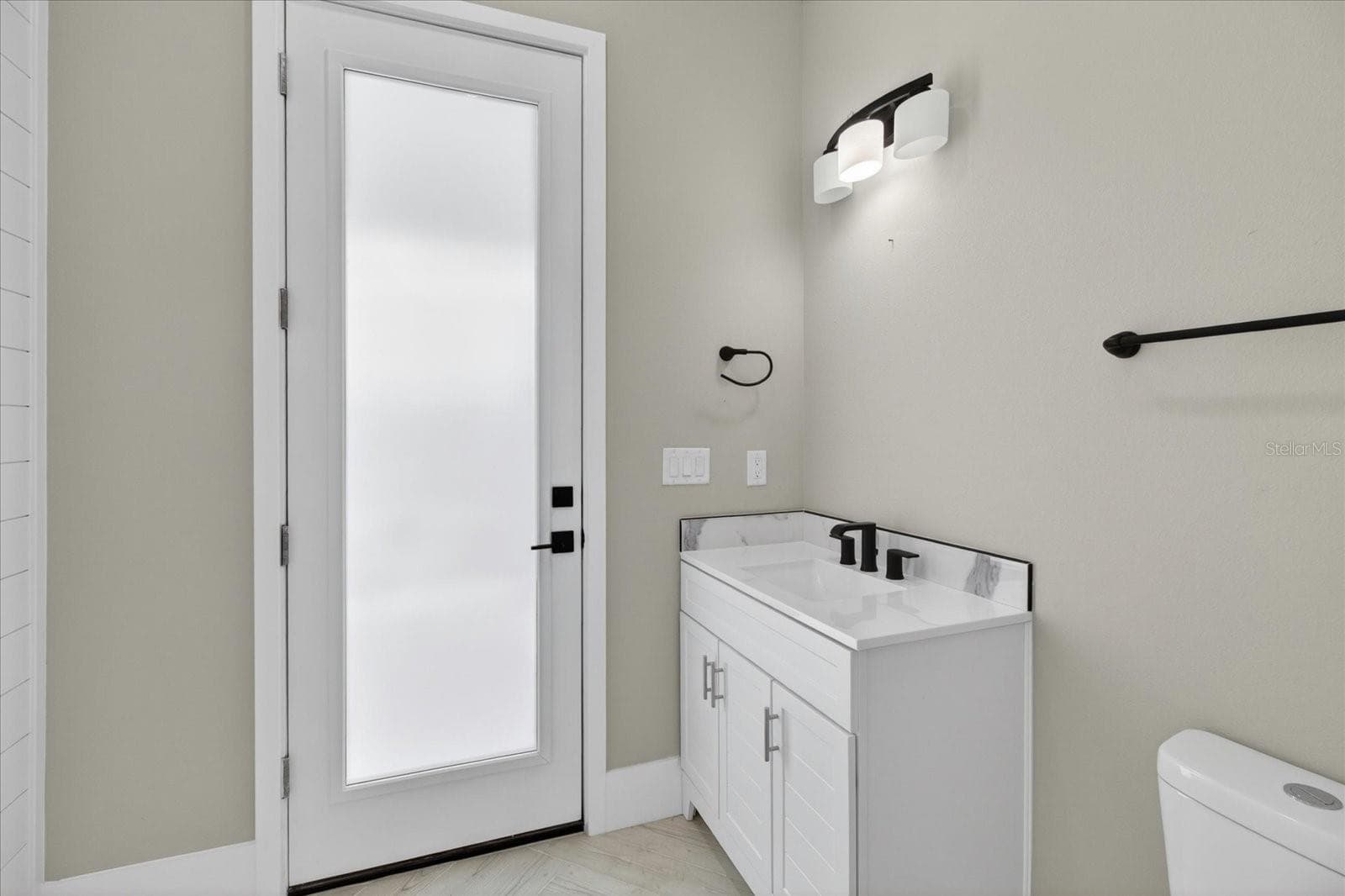 Pool Bath - 3420 CHANNELSIDE CT, SAFETY HARBOR